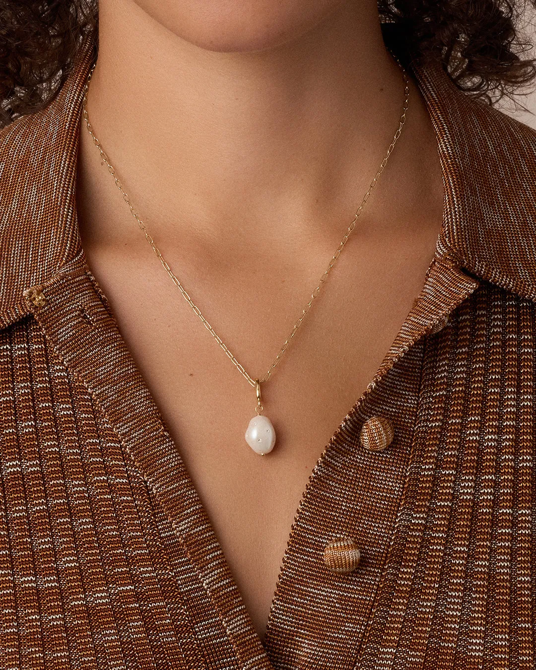 Vintage Shimmer Pearl Parker Charm sold by Gorjana product image thumbnail 2