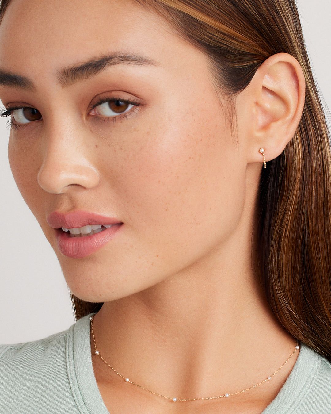 Pearl Newport Chain Huggies sold by Gorjana product image thumbnail 7