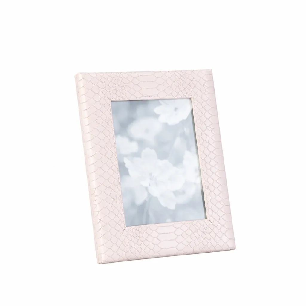 4" x 6" Profile Studio Frame sold by Graphic Image