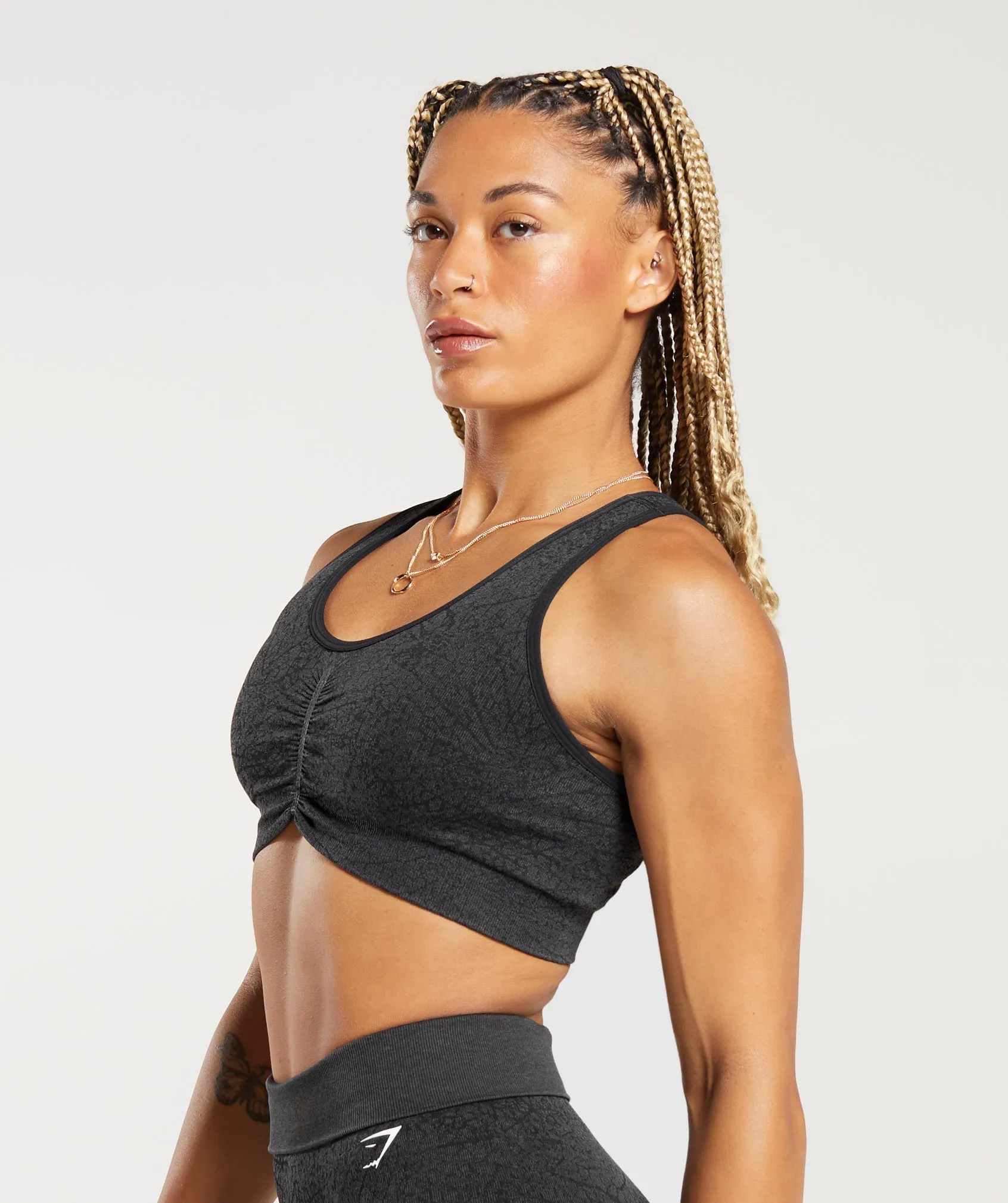 Gymshark Adapt Pattern Seamless Longline Bra - Black/Graphite Grey sold by Gymshark product image thumbnail 3