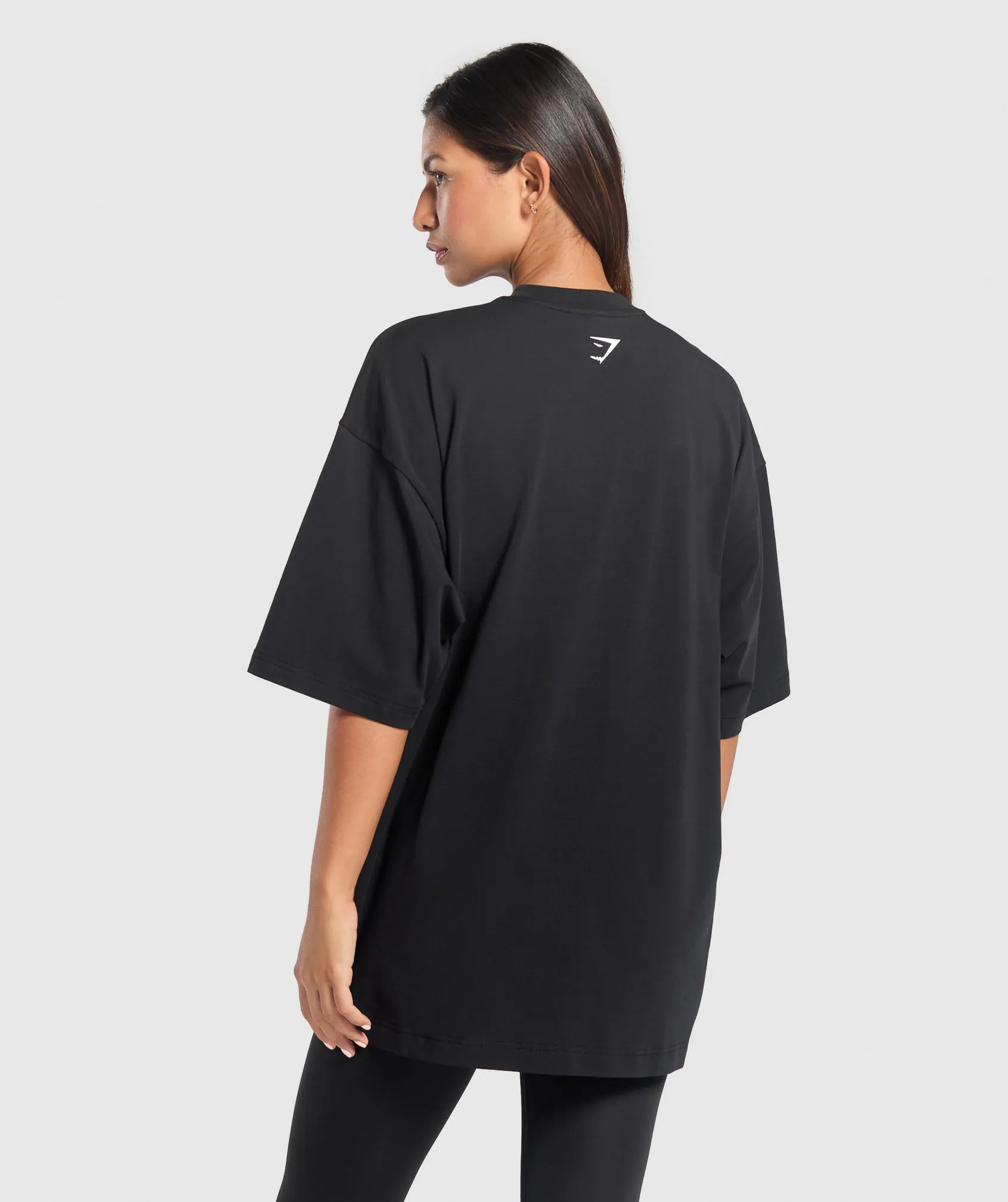 Gymshark Elevate Chain Oversized T-Shirt - Black sold by Gymshark product image thumbnail 2