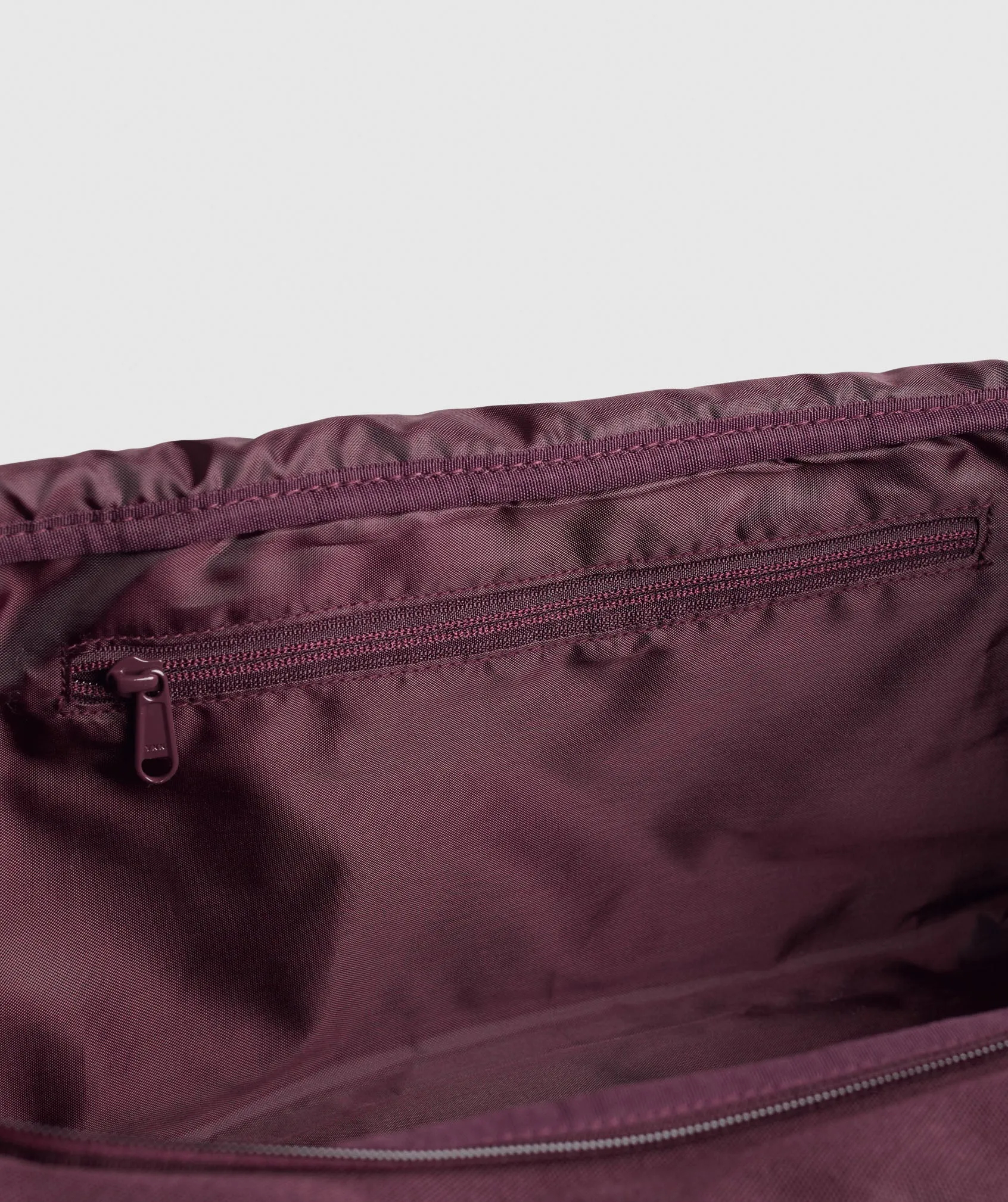 Gymshark Everyday Gym Bag Small - Depth Purple sold by Gymshark product image thumbnail 5