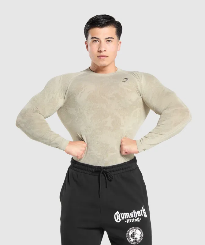 Gymshark Geo Seamless Long Sleeve T-Shirt - Pebble Grey/Cement Brown sold by Gymshark
