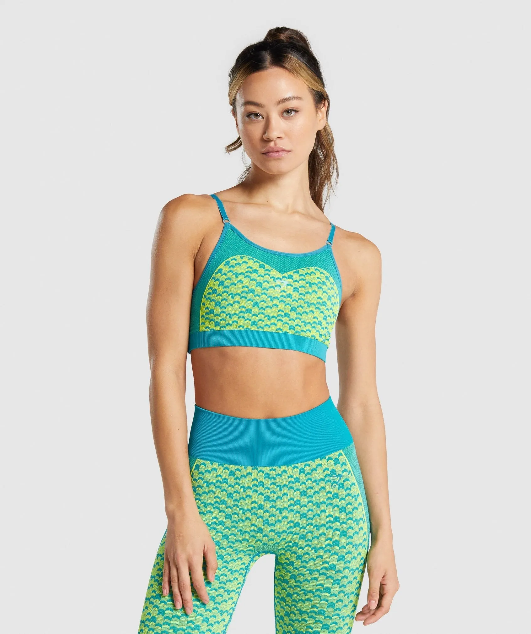 Gymshark WTFlex Seamless Strappy Sports Bra - Chevron | Blue sold by Gymshark