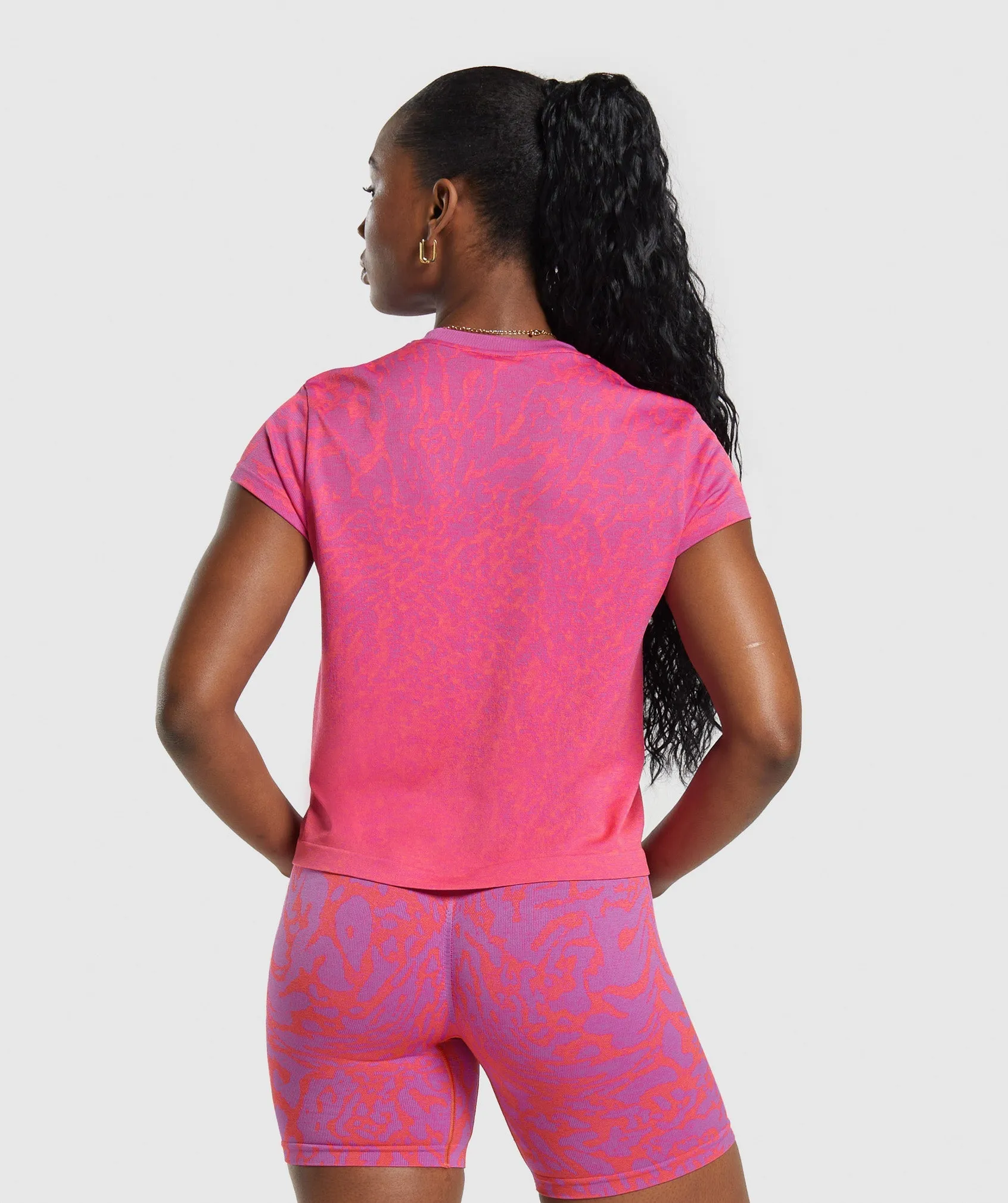 Gymshark Adapt Safari Seamless Faded T-Shirt - Shelly Pink/Fly Coral sold by Gymshark product image thumbnail 2
