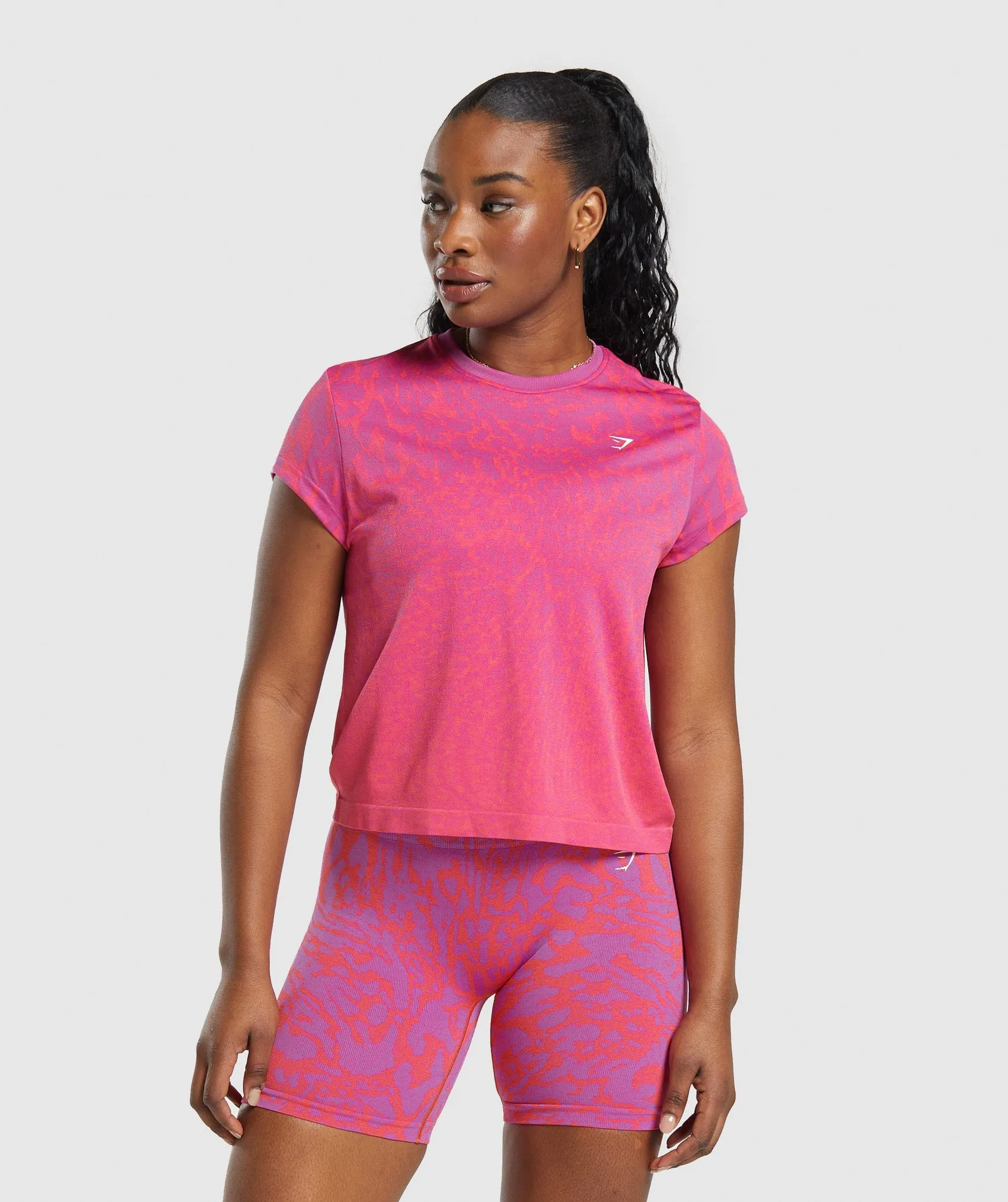 Gymshark Adapt Safari Seamless Faded T-Shirt - Shelly Pink/Fly Coral sold by Gymshark