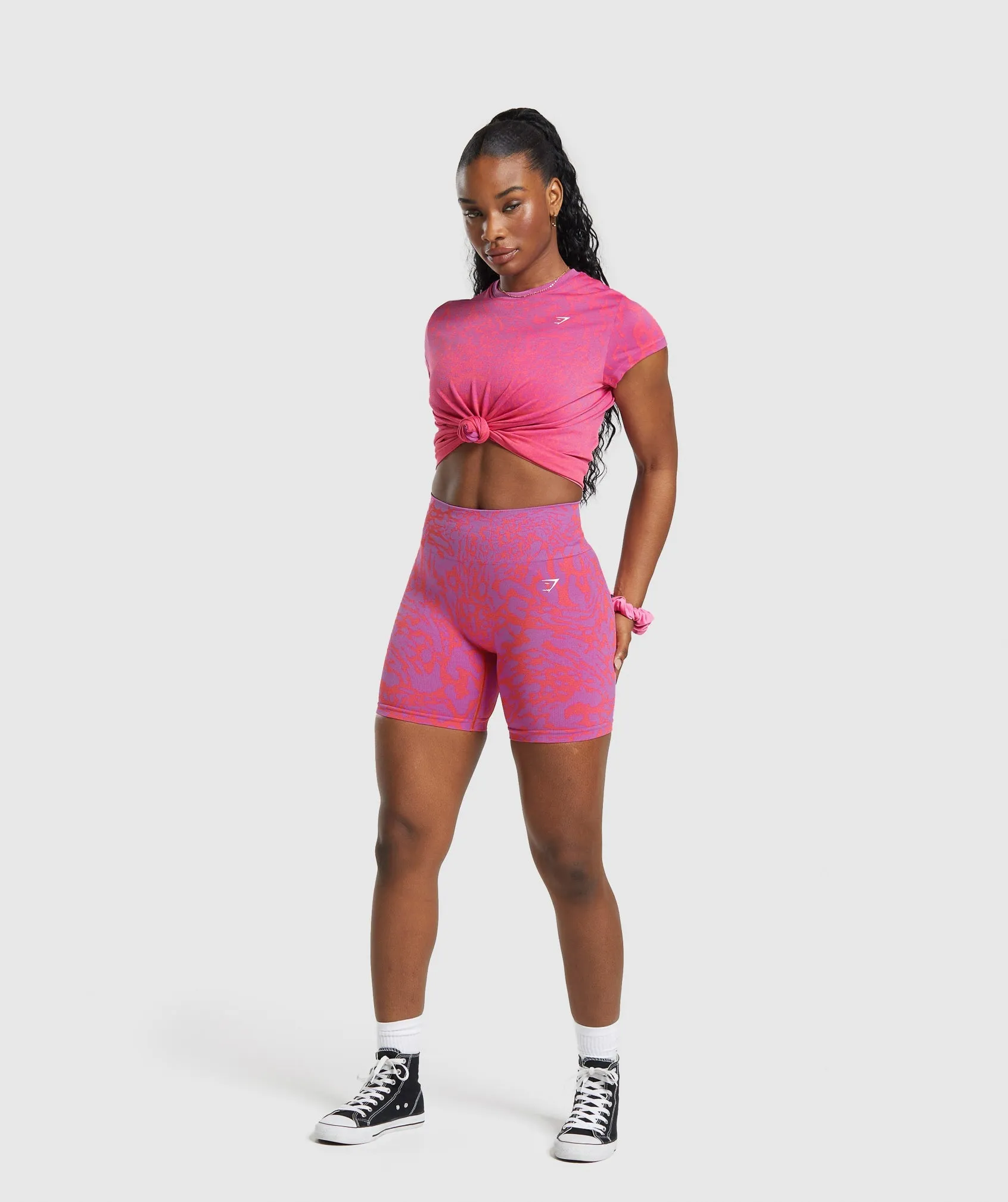 Gymshark Adapt Safari Seamless Faded T-Shirt - Shelly Pink/Fly Coral sold by Gymshark product image thumbnail 4