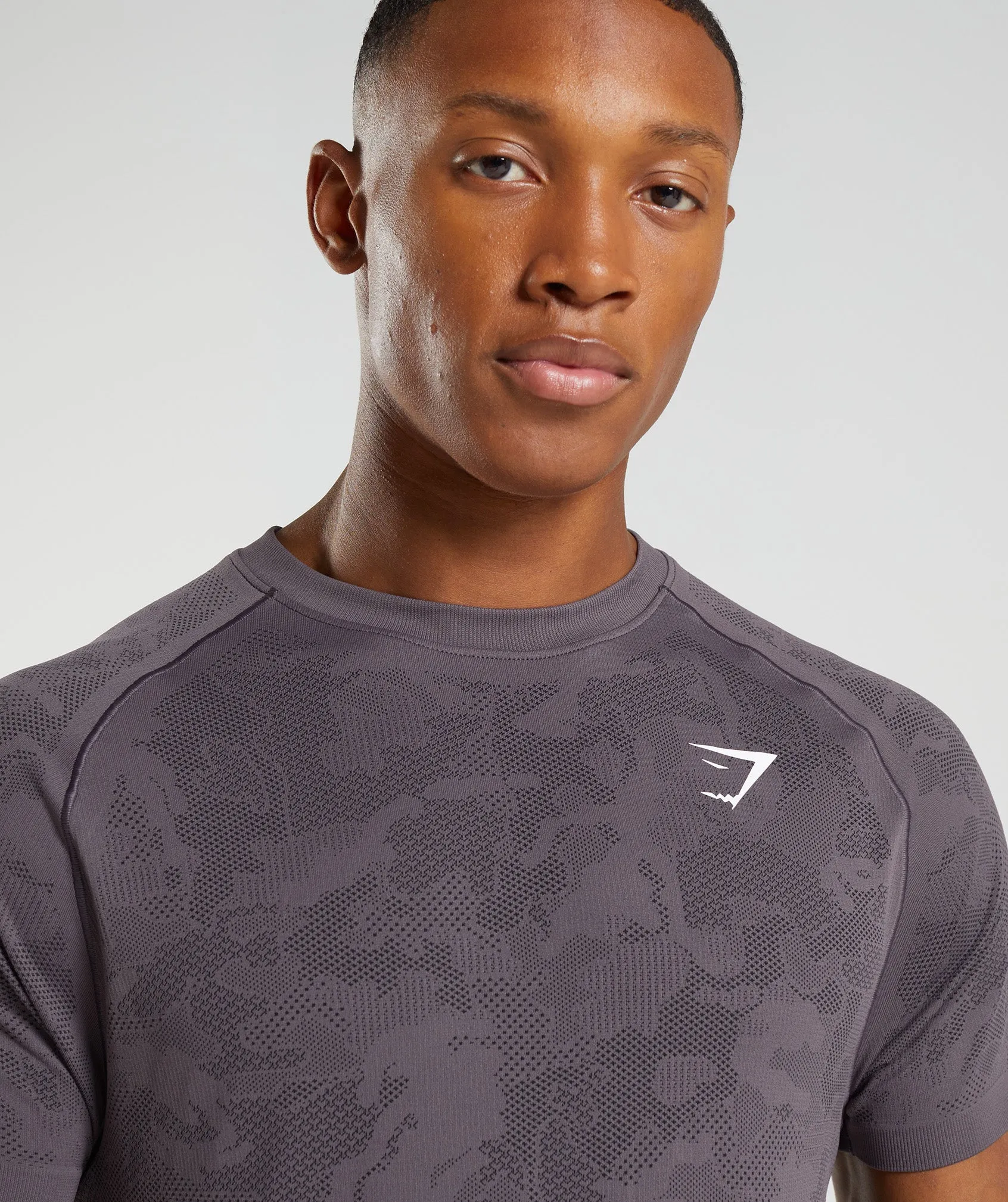 Gymshark Geo Seamless T-Shirt - Musk Lilac/Black sold by Gymshark product image thumbnail 5