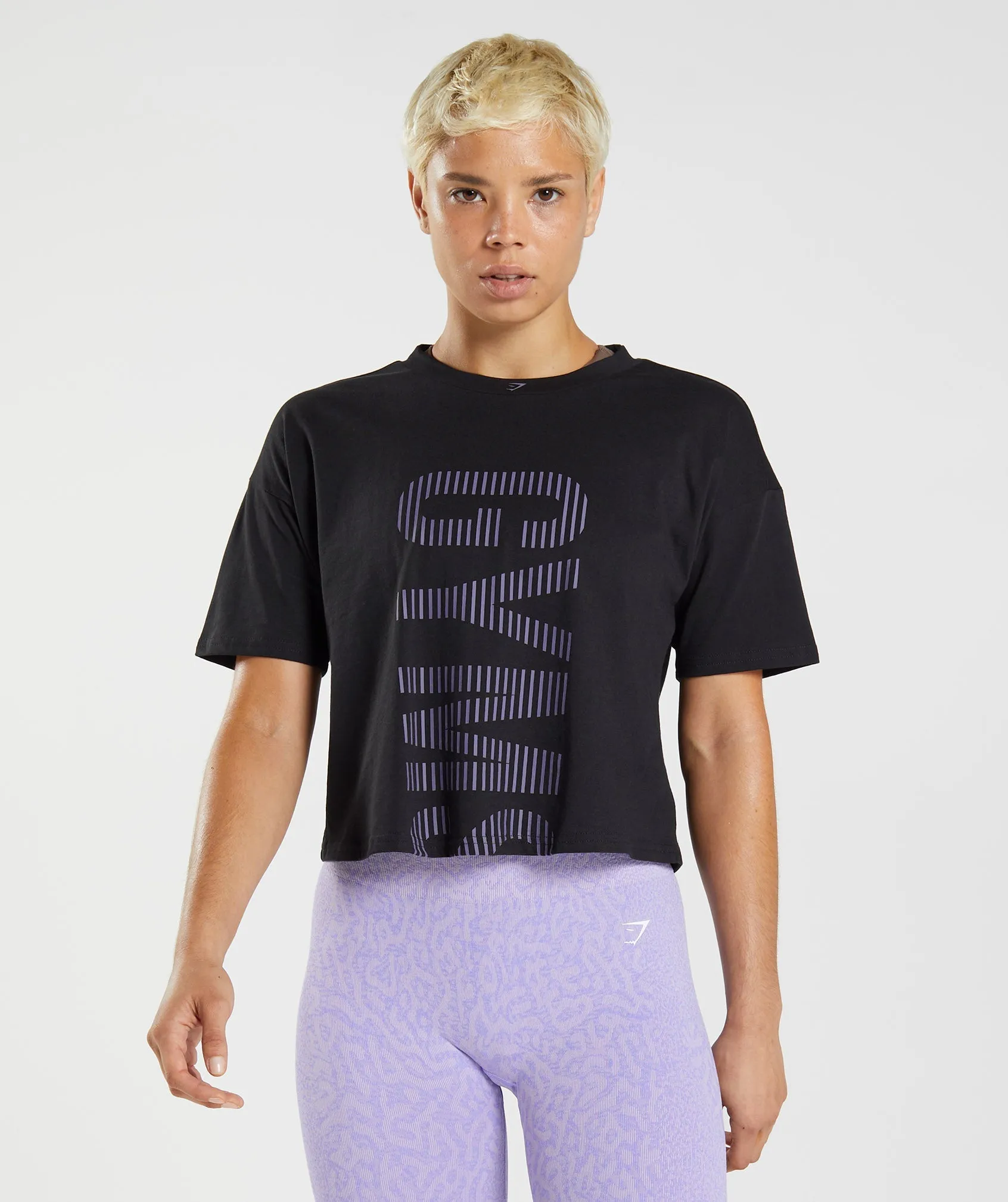 Gymshark 315 Midi T-Shirt - Black/Mercury Purple sold by Gymshark