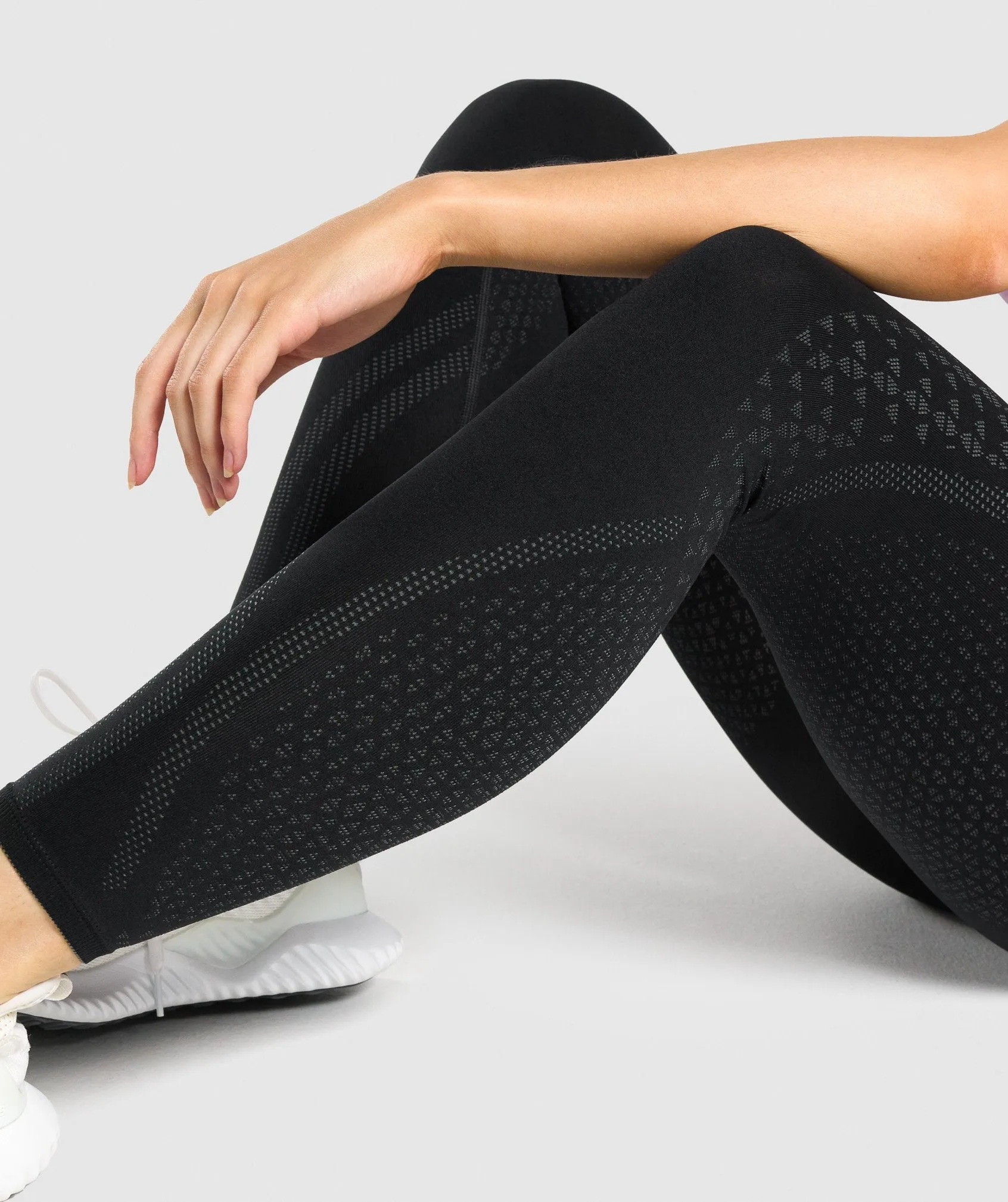 Gymshark Apex Seamless Leggings - Black/Grey sold by Gymshark product image thumbnail 5