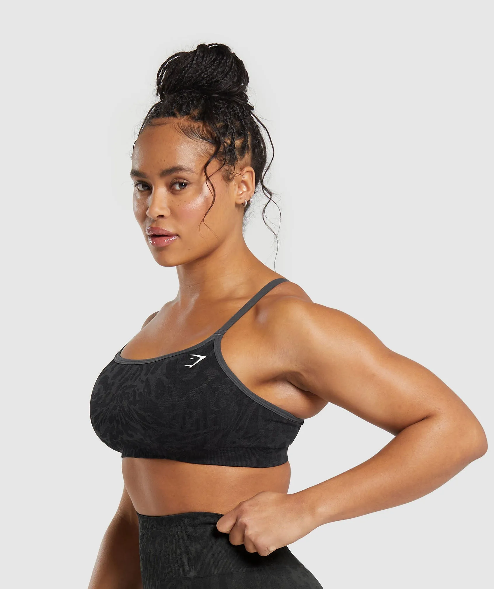 Gymshark Adapt Safari Seamless Sports Bra - Black/Asphalt Grey sold by Gymshark product image thumbnail 3