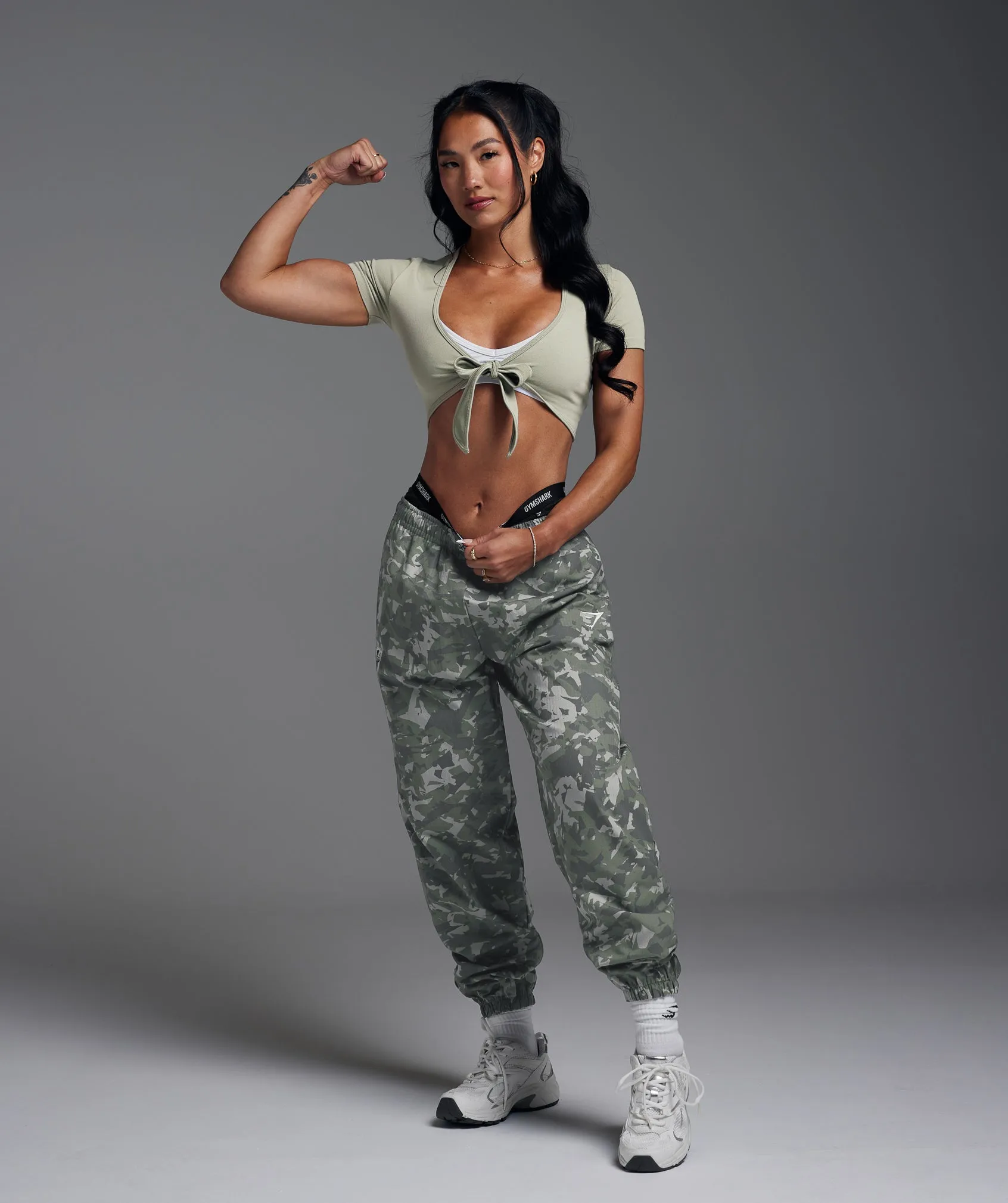 Gymshark Gains Seamless Fitted Crop Top - Chalk Green sold by Gymshark product image thumbnail 2