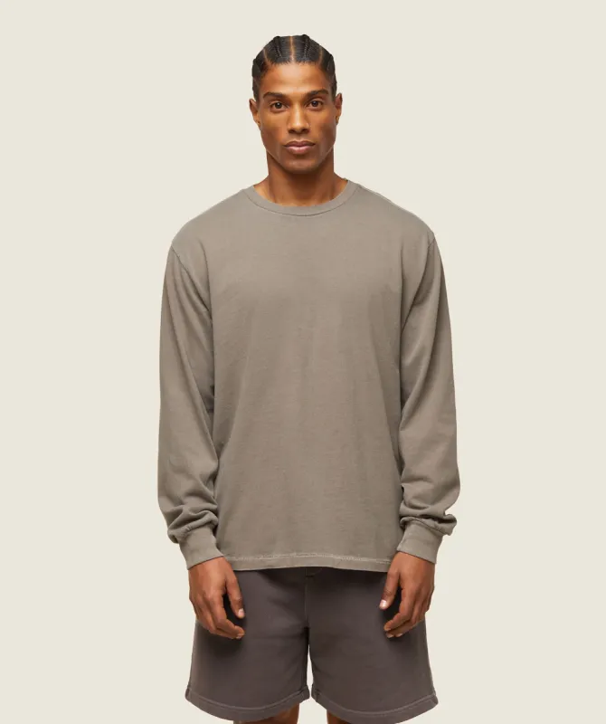 Gymshark everywear Relaxed Long Sleeve Tee - Linen Brown sold by Gymshark