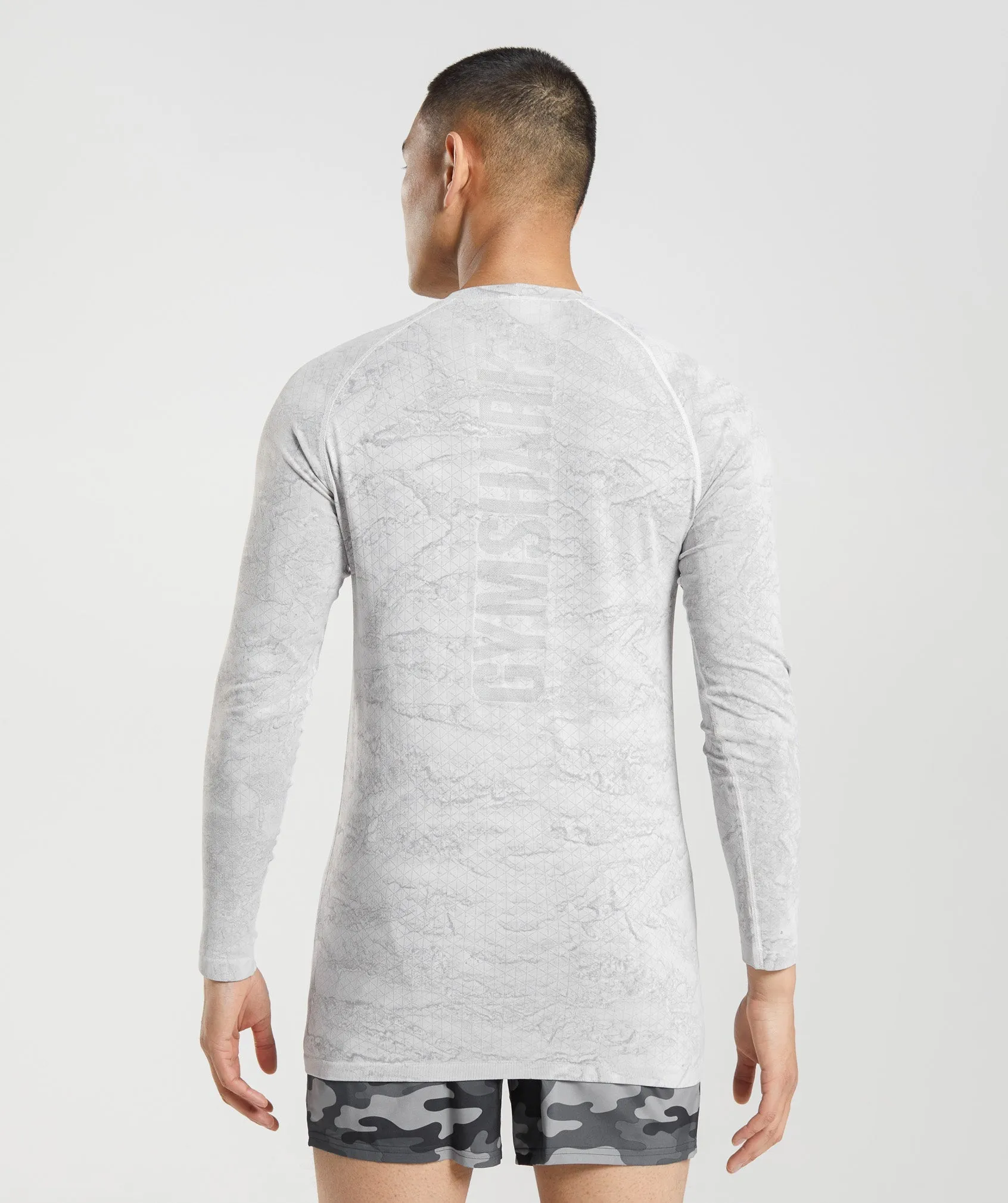 Gymshark Geo Seamless Long Sleeve T-Shirt - Off White/Light Grey sold by Gymshark product image thumbnail 2