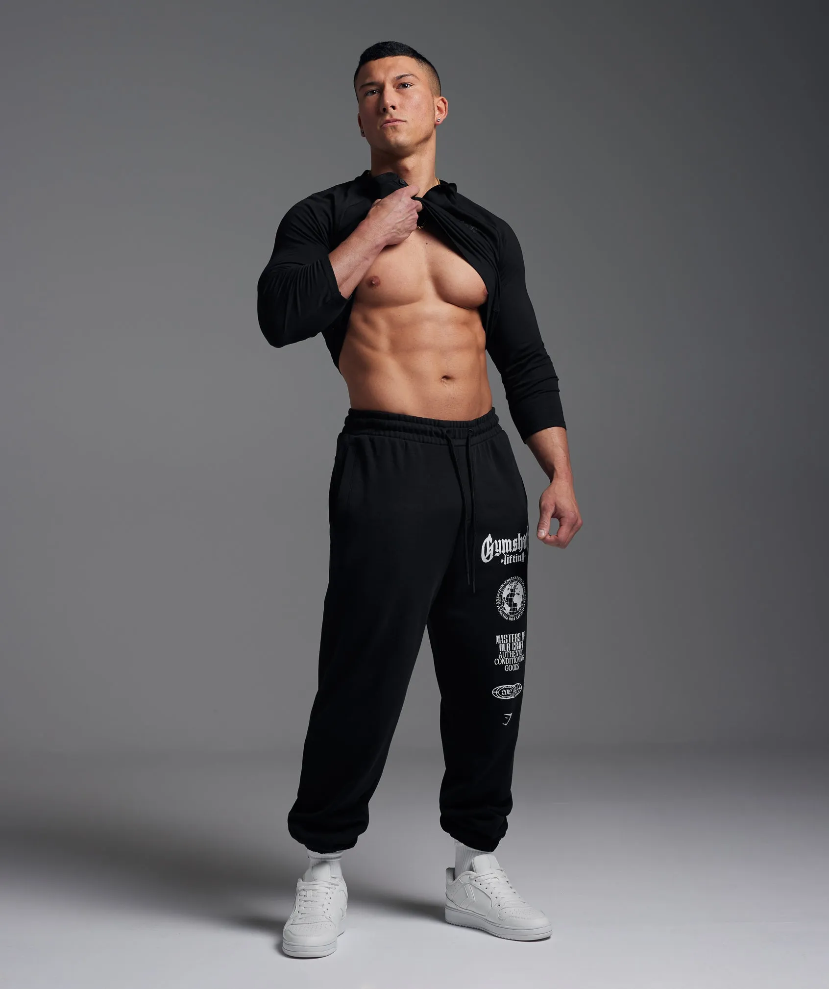 Gymshark Global Lifting Oversized Essential Joggers - Black sold by Gymshark product image thumbnail 2