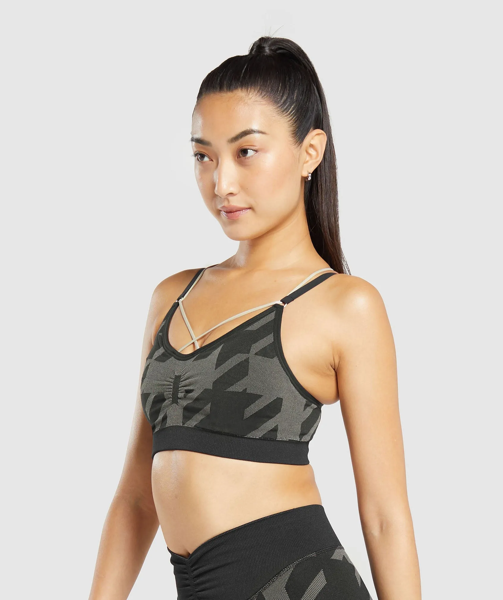 Gymshark Apex Limit Seamless Ruched Sports Bra - Black/Washed Stone Brown sold by Gymshark product image thumbnail 3