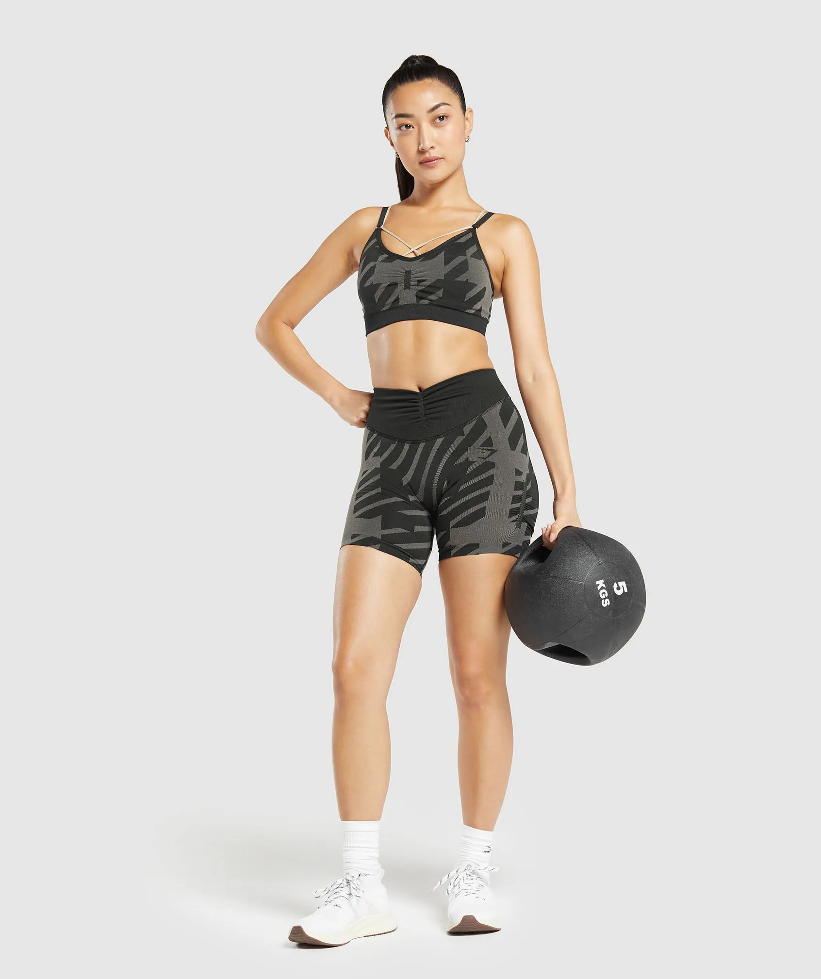Gymshark Apex Limit Seamless Ruched Sports Bra - Black/Washed Stone Brown sold by Gymshark product image thumbnail 4