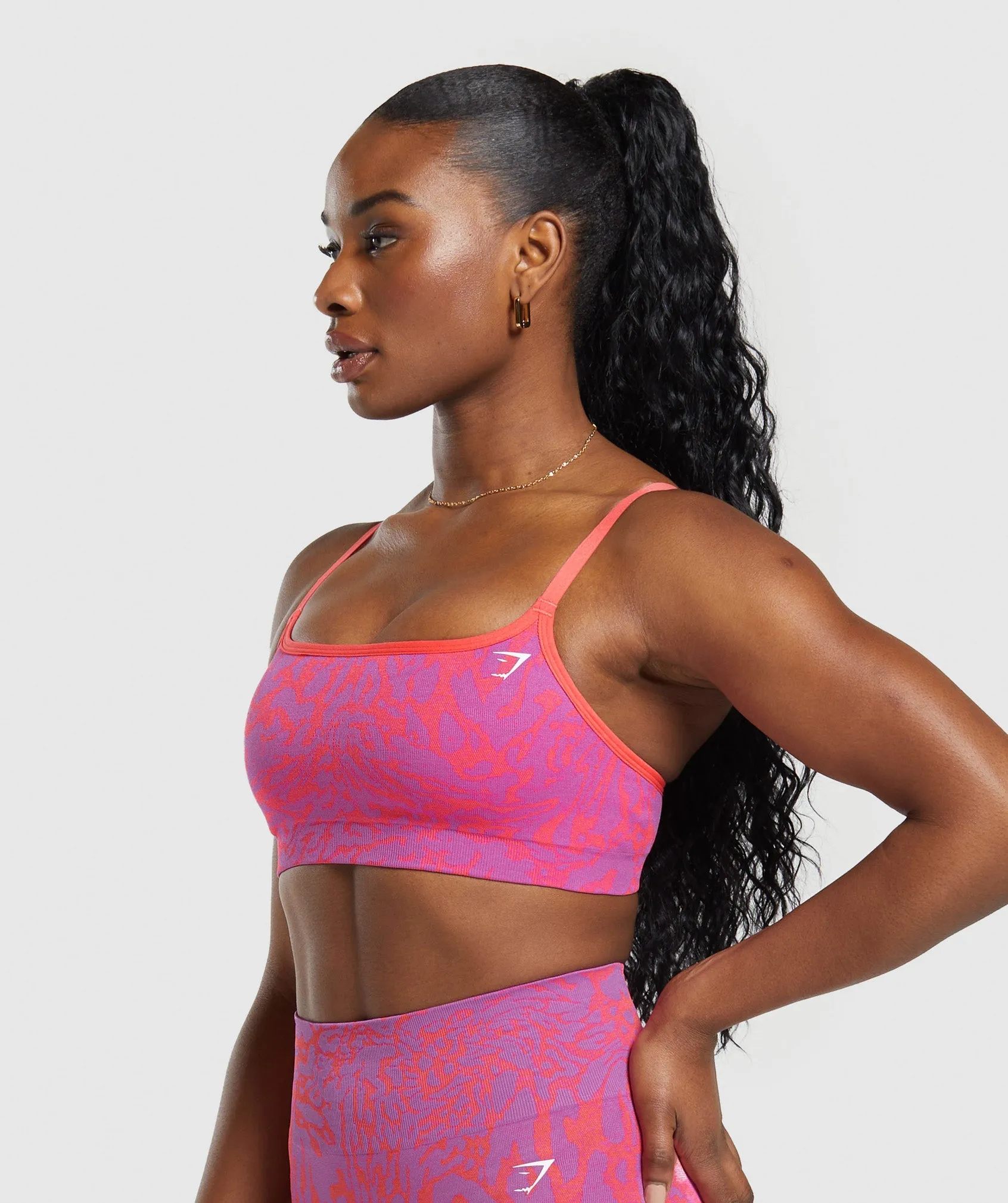 Gymshark Adapt Safari Seamless Sports Bra - Shelly Pink/Fly Coral sold by Gymshark product image thumbnail 3