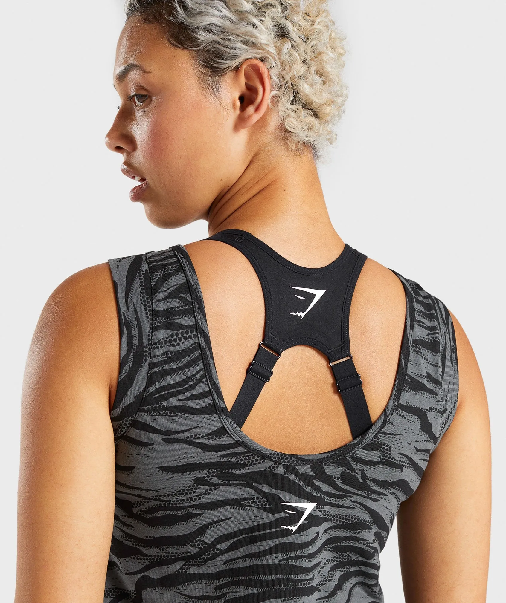 Gymshark Animal Graphic Tank - Black Print sold by Gymshark product image thumbnail 5