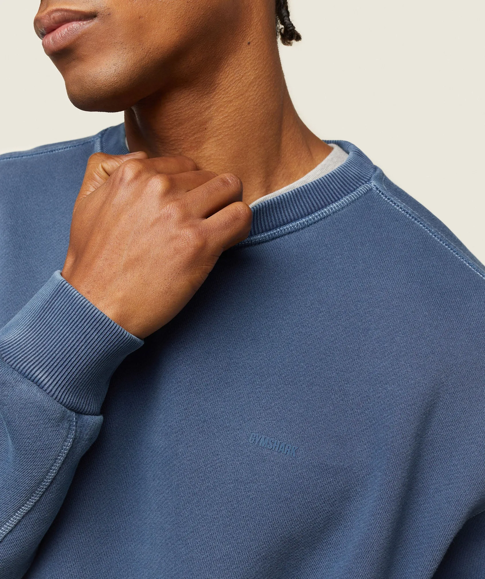 Gymshark everywear Relaxed Stitch Sweatshirt - Ash Blue sold by Gymshark product image thumbnail 5