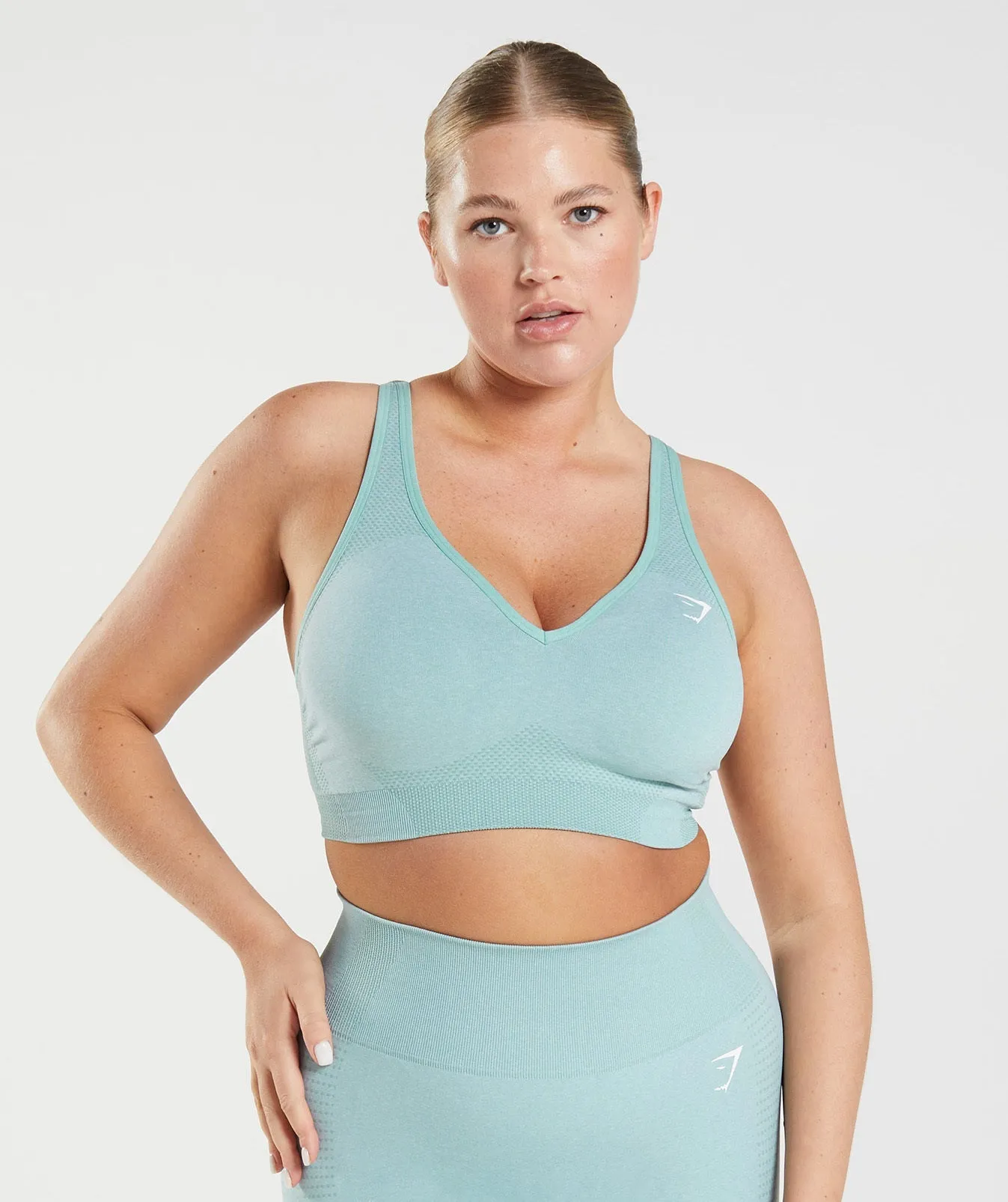 DNU - Gymshark Vital Seamless 2.0 V Neck Sports Bra - Pearl Blue Marl sold by Gymshark