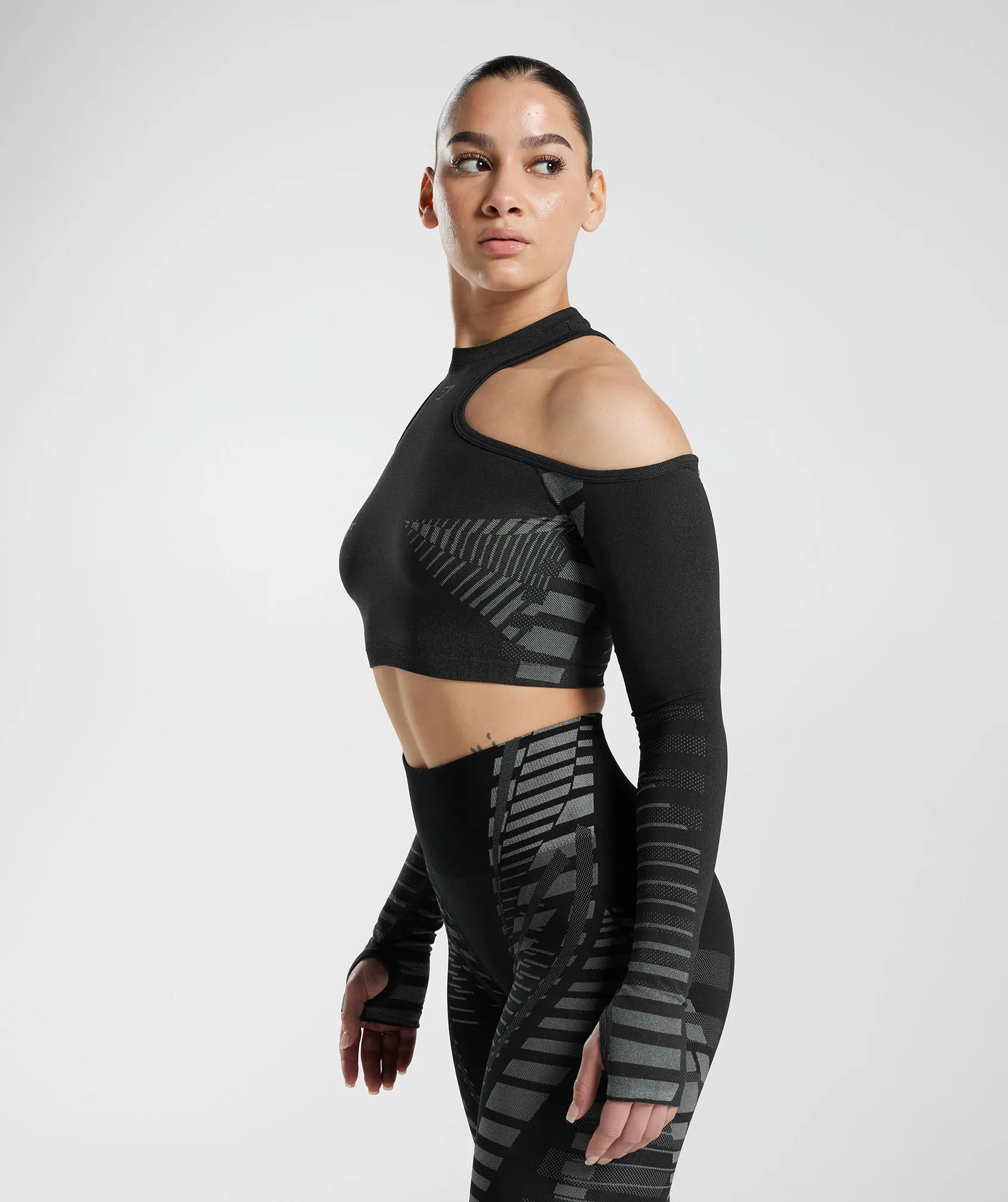 Gymshark Apex Limit Crop Top - Black/Light Grey sold by Gymshark product image thumbnail 3