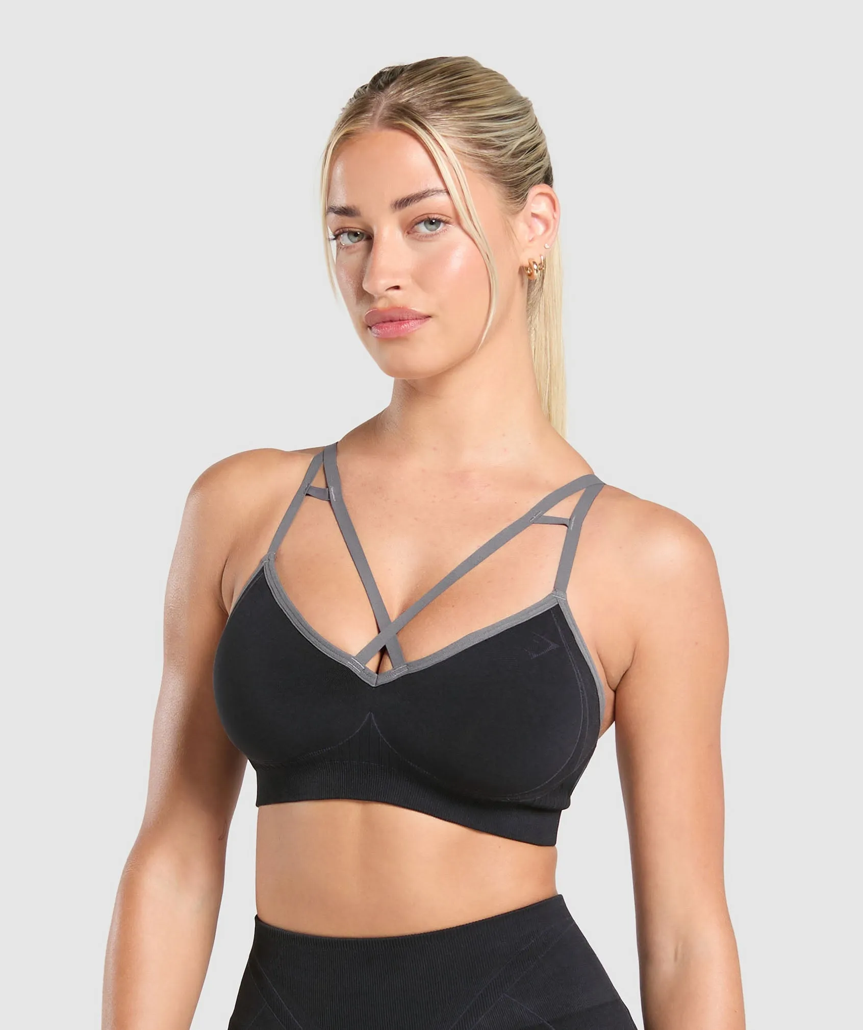 Gymshark Apex Contrast Sports Bra - Black/Brushed Grey sold by Gymshark product image thumbnail 2