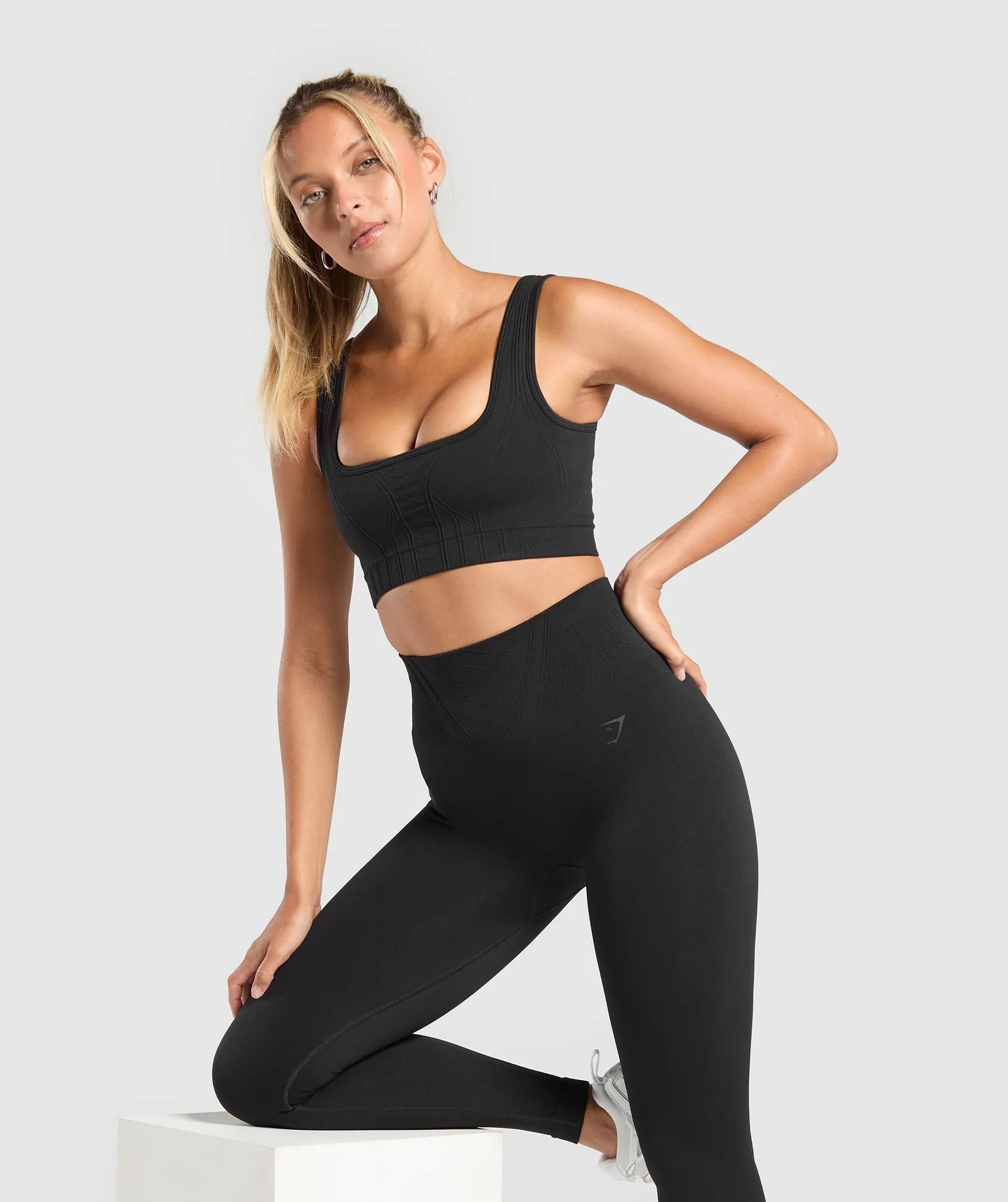 Gymshark Corset Seamless Sports Bra - Black sold by Gymshark product image thumbnail 4
