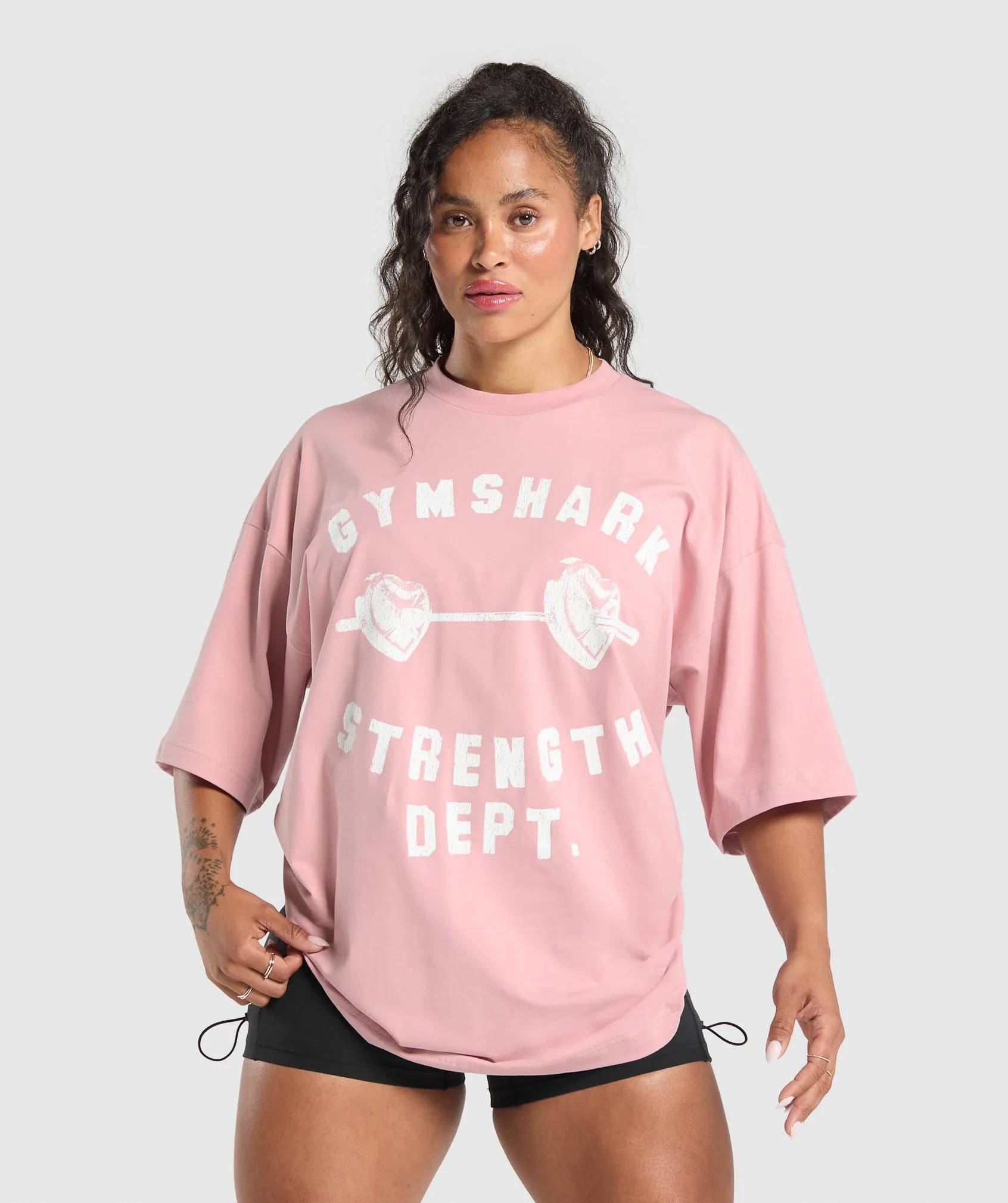 Gymshark Barbell Hearts Oversized T-Shirt - Light Pink sold by Gymshark