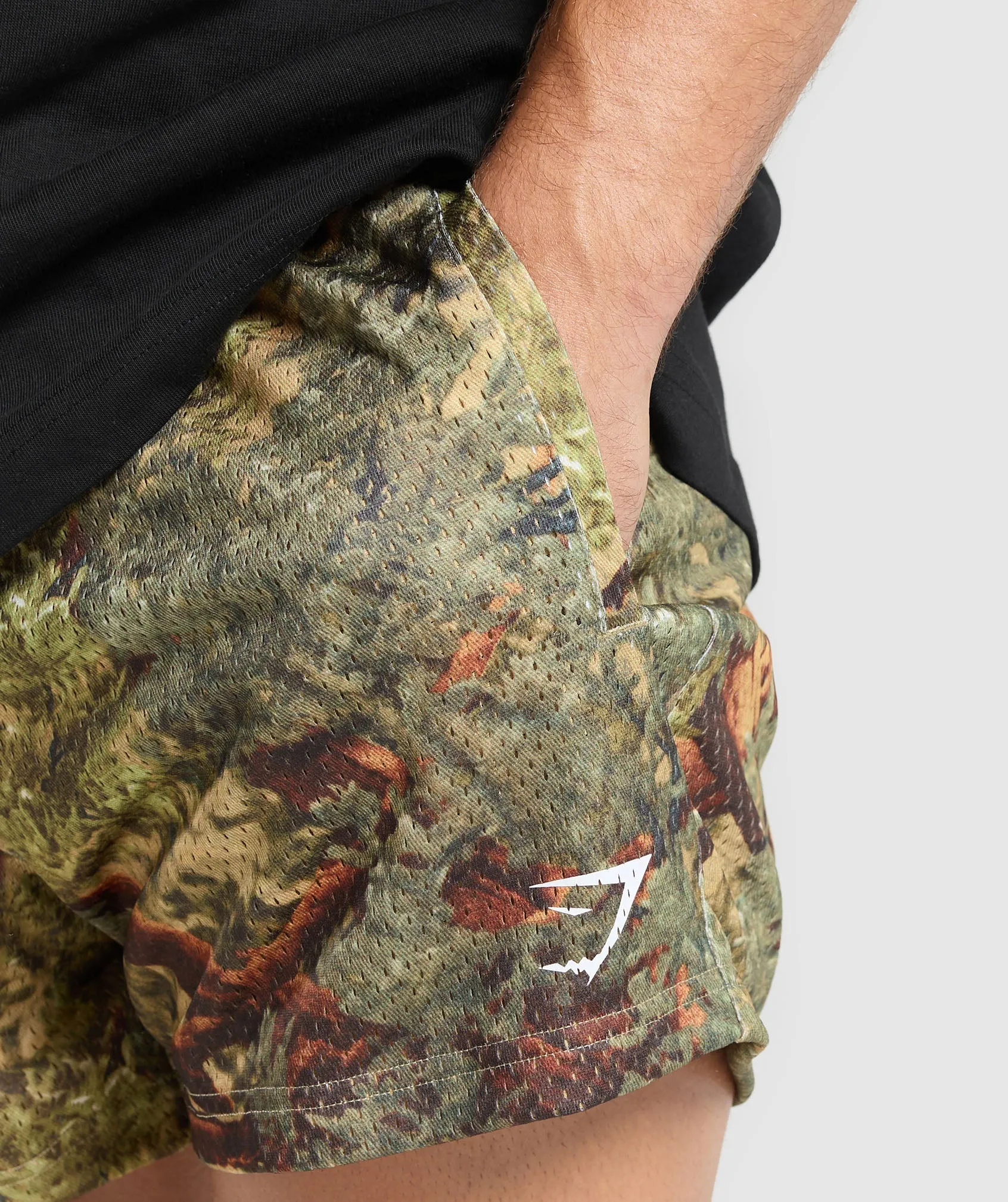 Gymshark Printed Mesh 5" Shorts - Sand Beige sold by Gymshark product image thumbnail 5