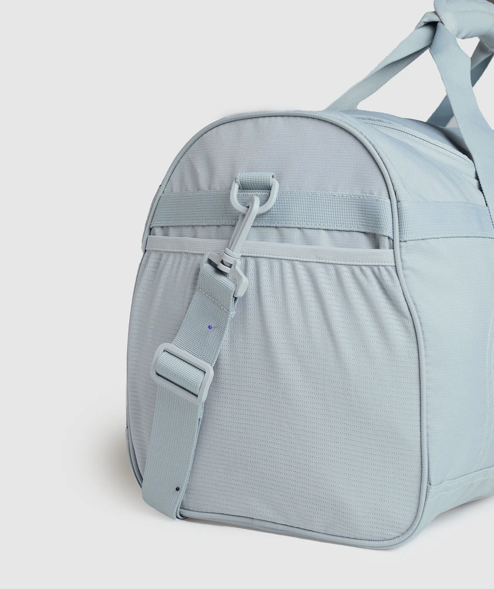 Gymshark Active Holdall Medium - Ice Grey sold by Gymshark product image thumbnail 3