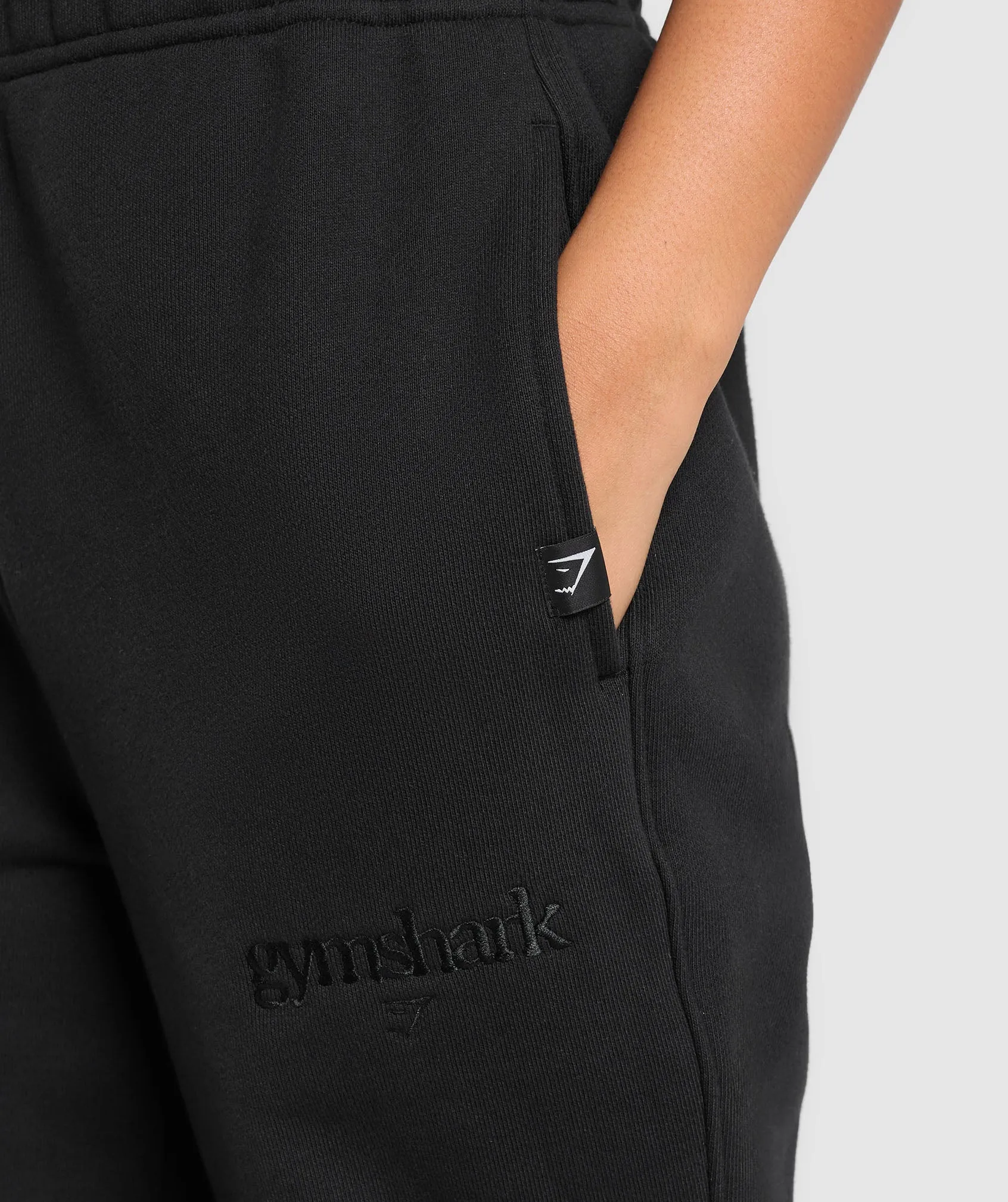 Gymshark Embroidered Logo Oversized Joggers - Black sold by Gymshark product image thumbnail 5
