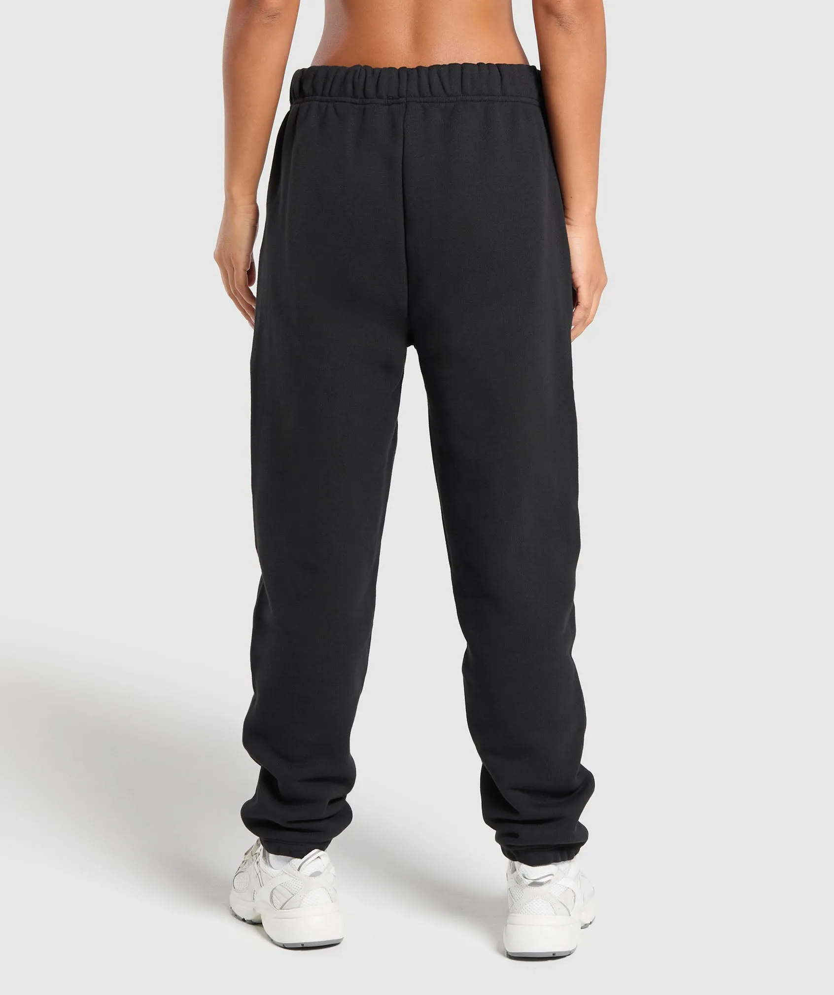 Gymshark Embroidered Logo Oversized Joggers - Black sold by Gymshark product image thumbnail 2