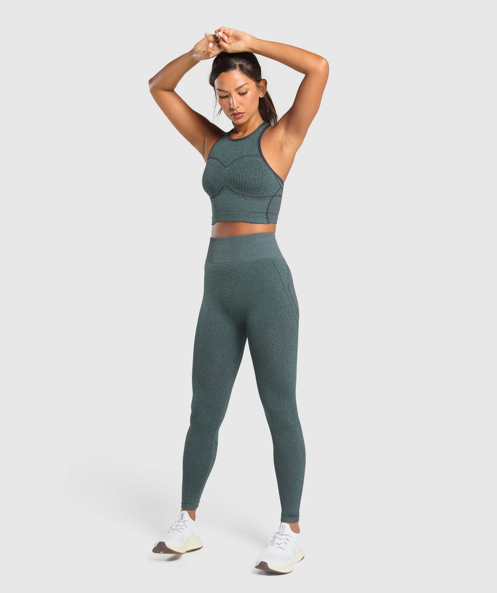 Gymshark Sport Seamless Cropped Tank - Victory Green/Discipline Green sold by Gymshark product image thumbnail 4