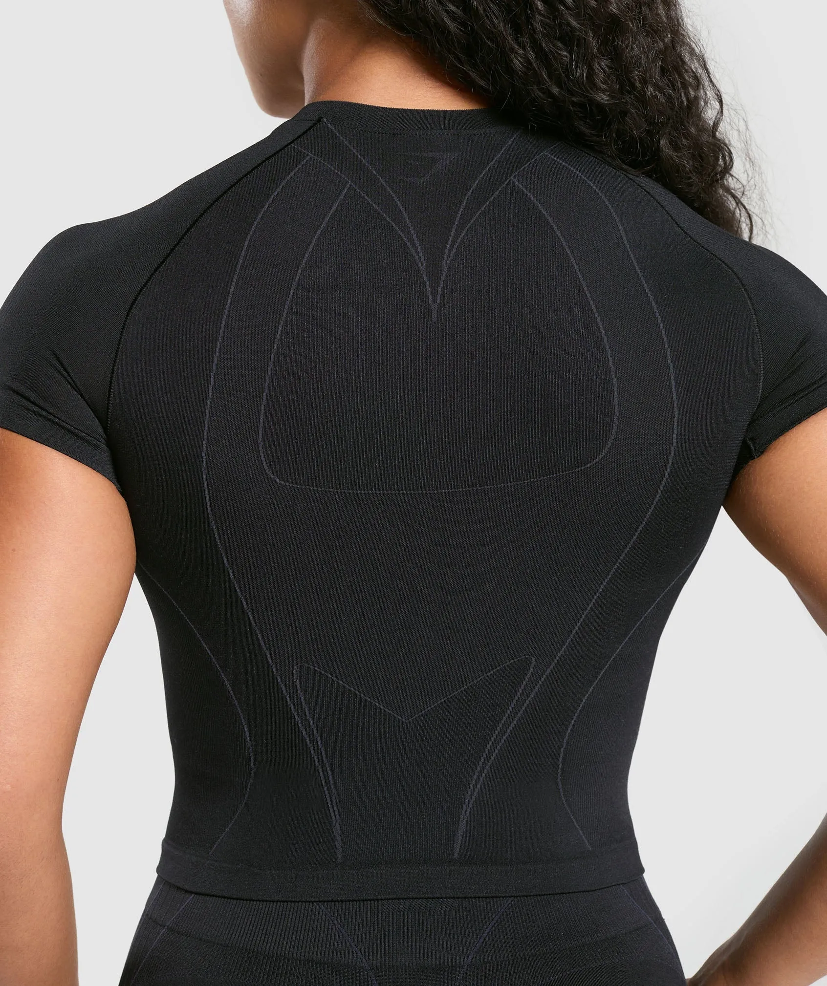 Gymshark Apex Contrast T-Shirt - Black/Brushed Grey sold by Gymshark product image thumbnail 5