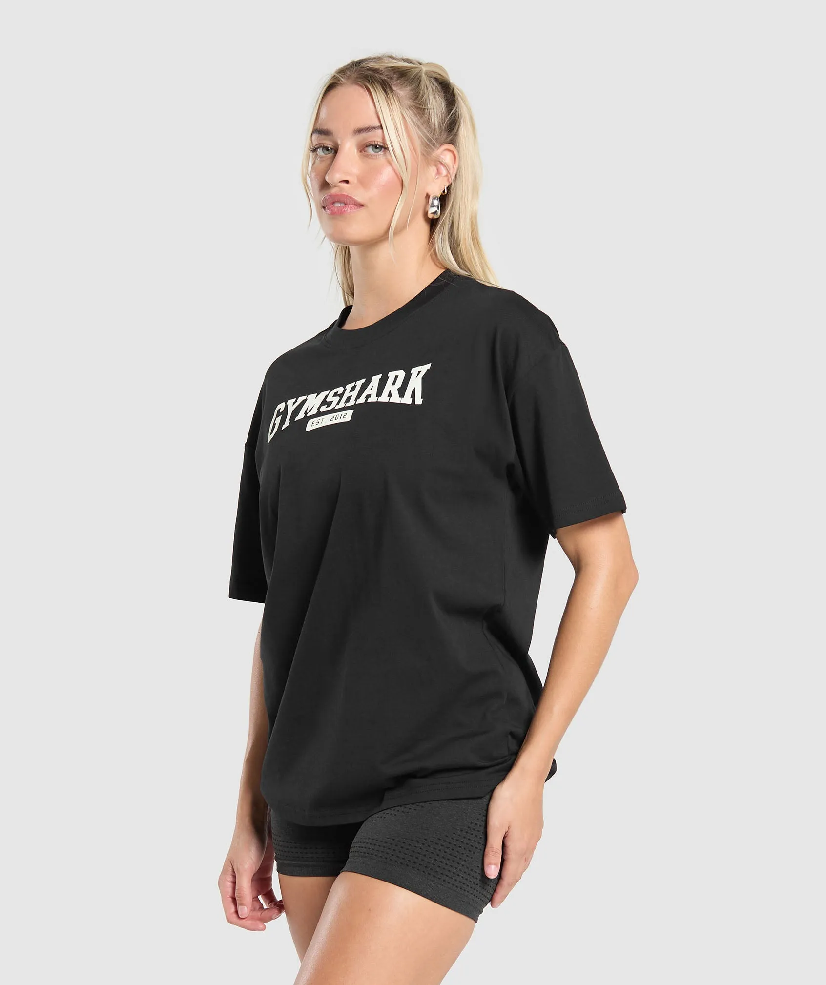 Gymshark Collegiate Lifestyle Oversized T-Shirt - Black sold by Gymshark product image thumbnail 2