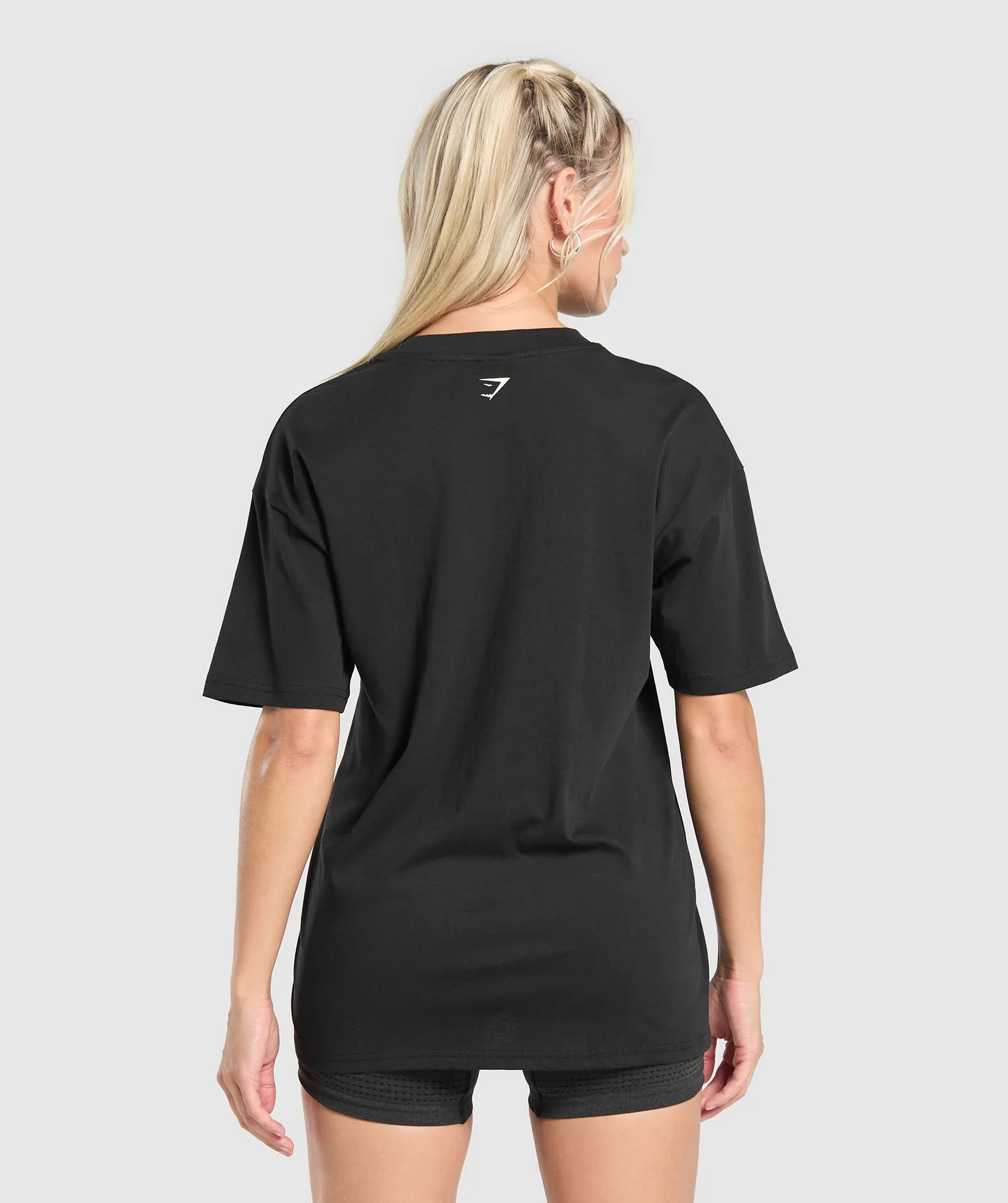 Gymshark Collegiate Lifestyle Oversized T-Shirt - Black sold by Gymshark product image thumbnail 3