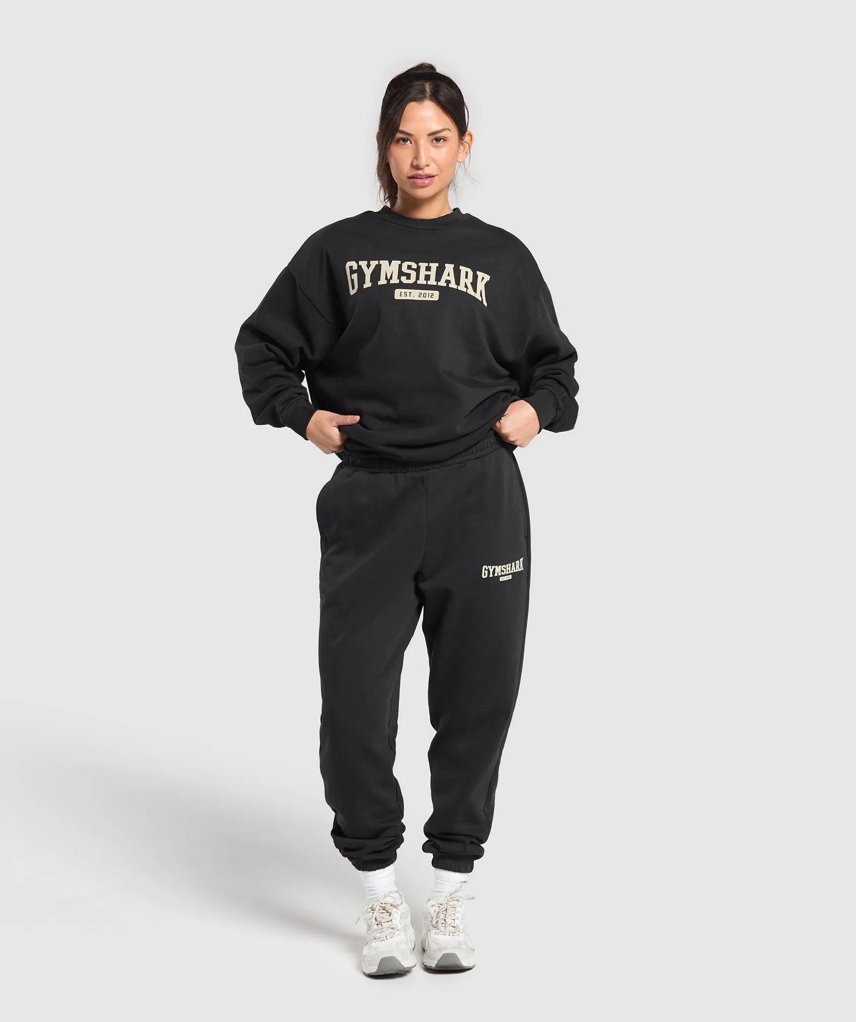 Gymshark Collegiate Lifestyle Oversized Sweatshirt - Black sold by Gymshark product image thumbnail 4