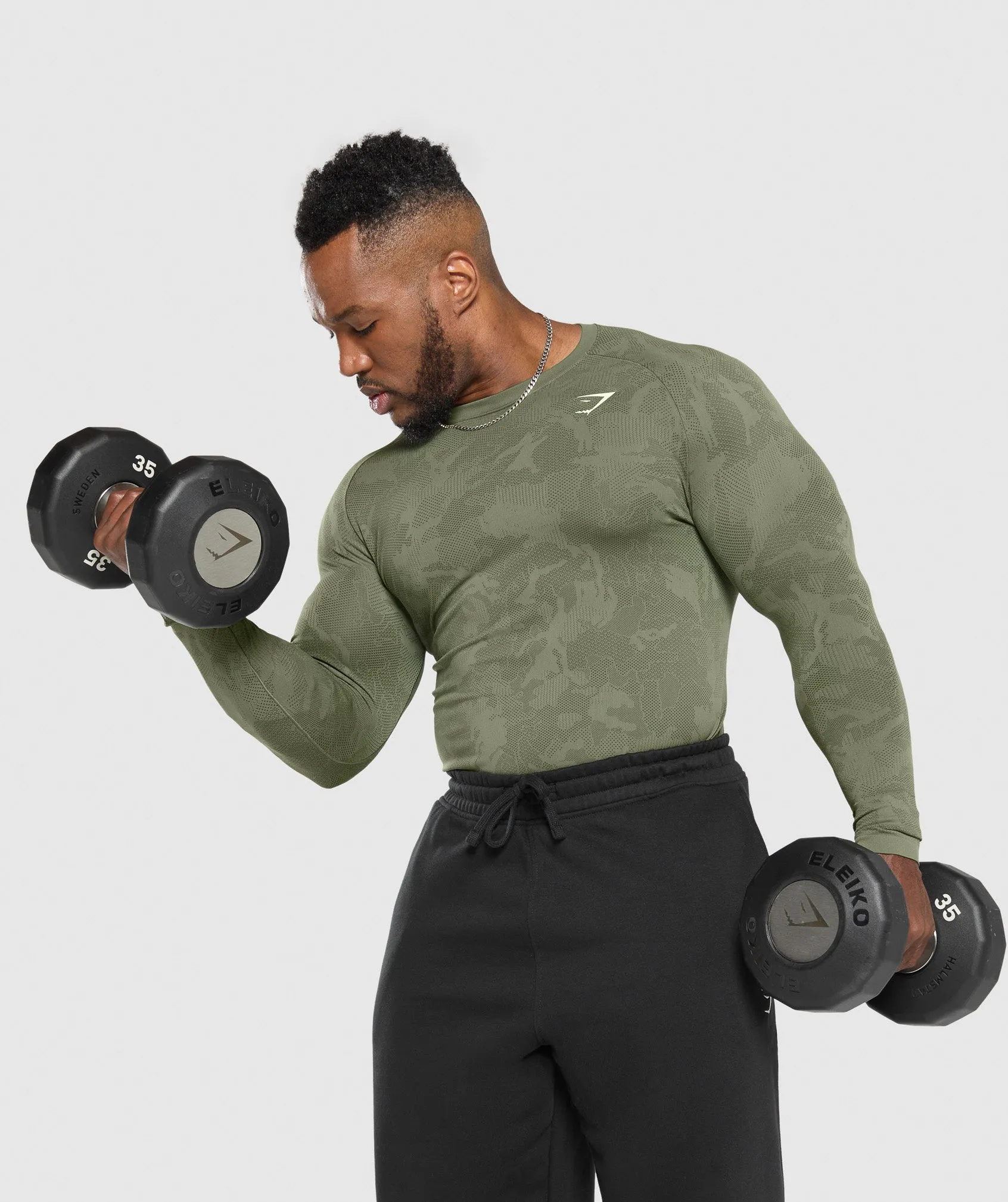 Gymshark Geo Seamless Long Sleeve T-Shirt - Core Olive/Deep Olive Green sold by Gymshark product image thumbnail 3