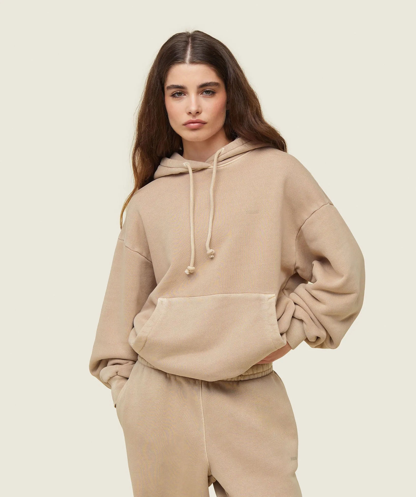 Gymshark everywear Relaxed Hoodie - Deep Beige sold by Gymshark