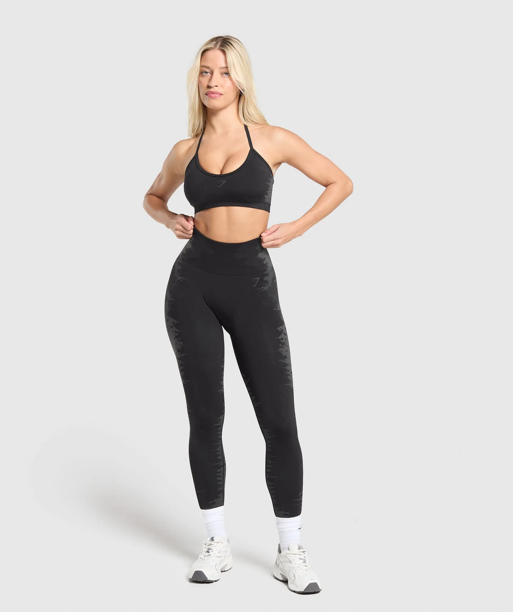 Gymshark Caged Seamless Bralette - Black/Graphite Grey sold by Gymshark product image thumbnail 4