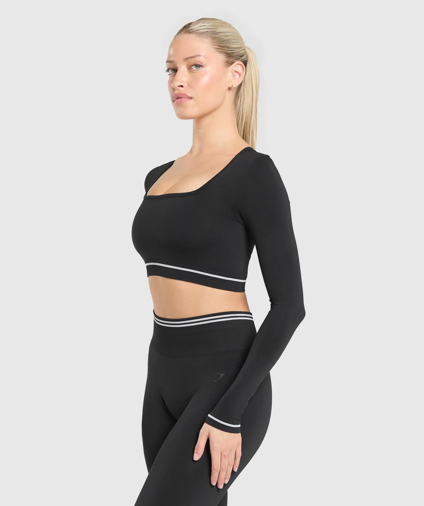 Gymshark Contrast Seamless Crop Top - Black sold by Gymshark product image thumbnail 3