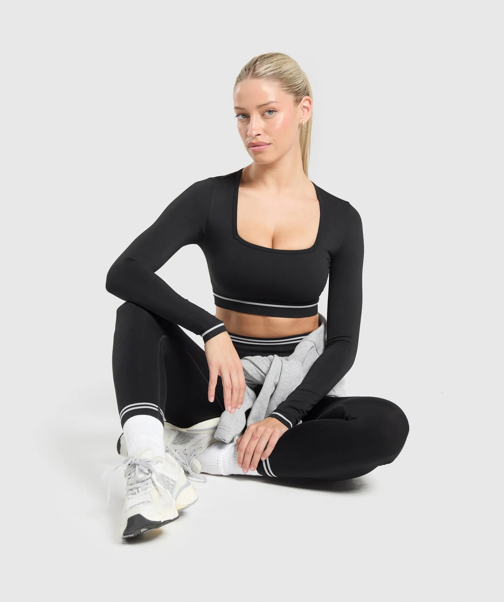 Gymshark Contrast Seamless Crop Top - Black sold by Gymshark product image thumbnail 5