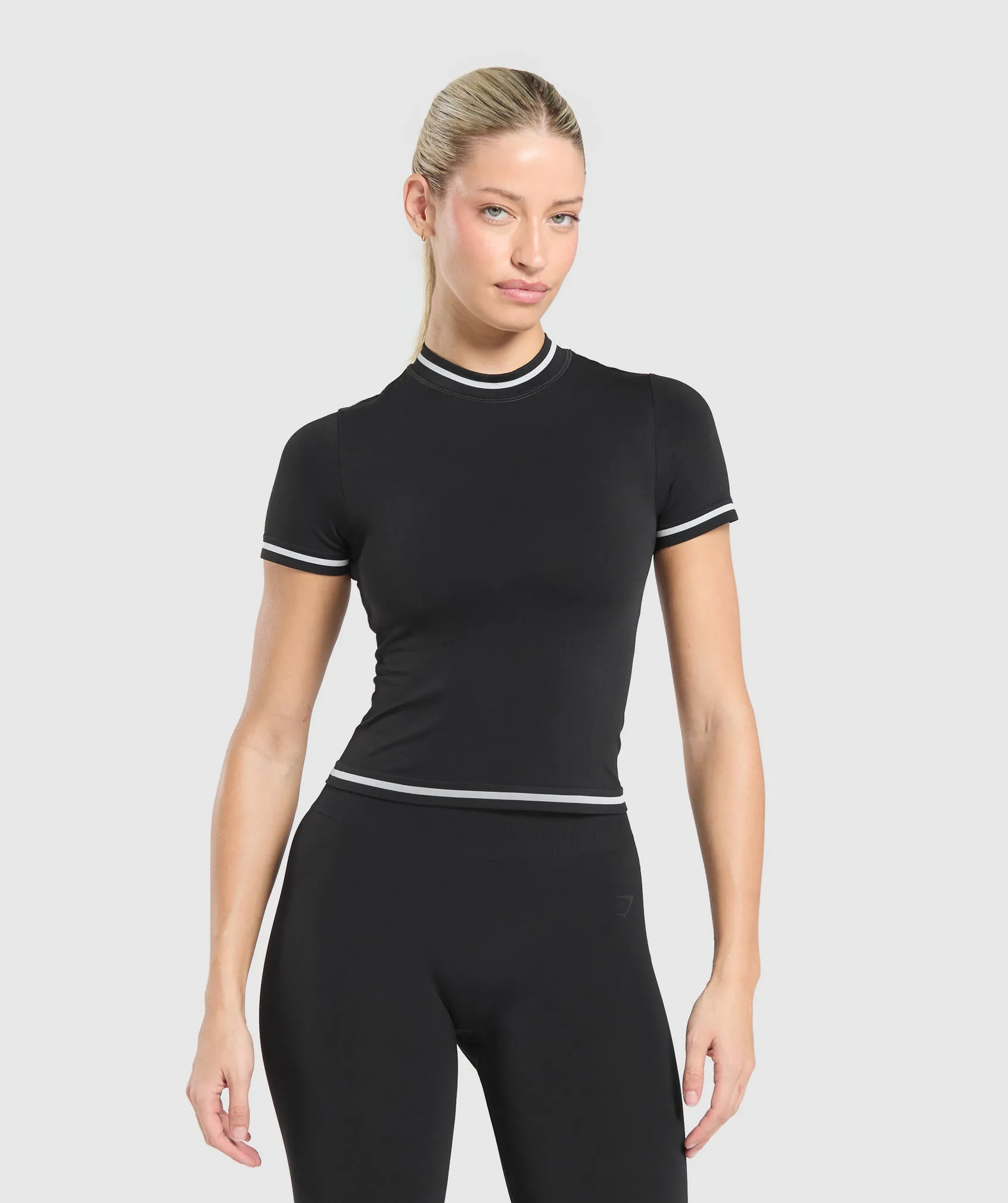 Gymshark Contrast Seamless Midi Tee - Black sold by Gymshark