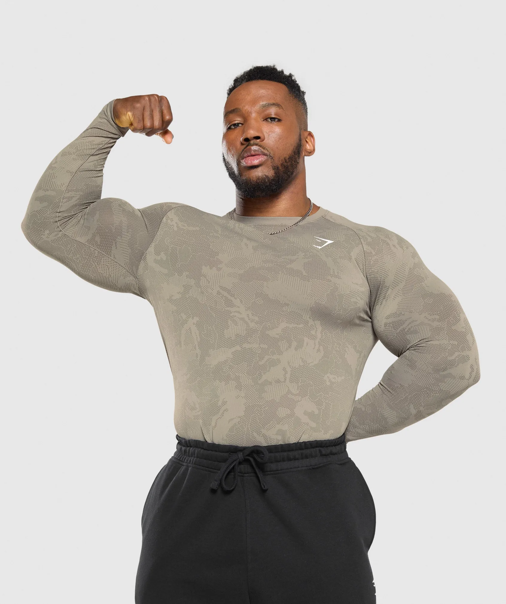 Gymshark Geo Seamless Long Sleeve T-Shirt - Linen Brown/Camo Brown sold by Gymshark product image thumbnail 4