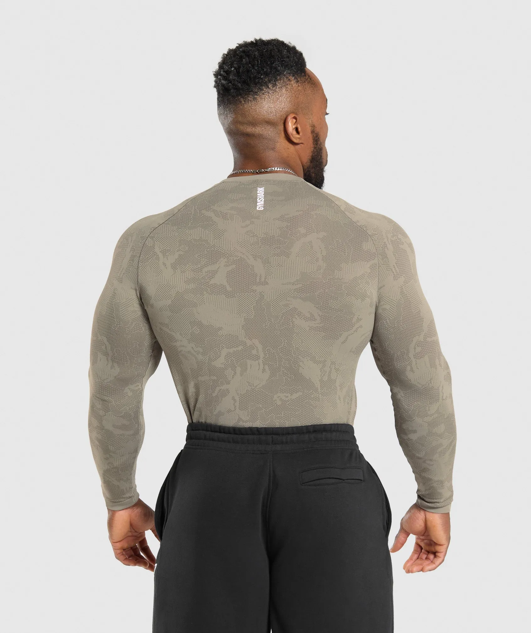 Gymshark Geo Seamless Long Sleeve T-Shirt - Linen Brown/Camo Brown sold by Gymshark product image thumbnail 2