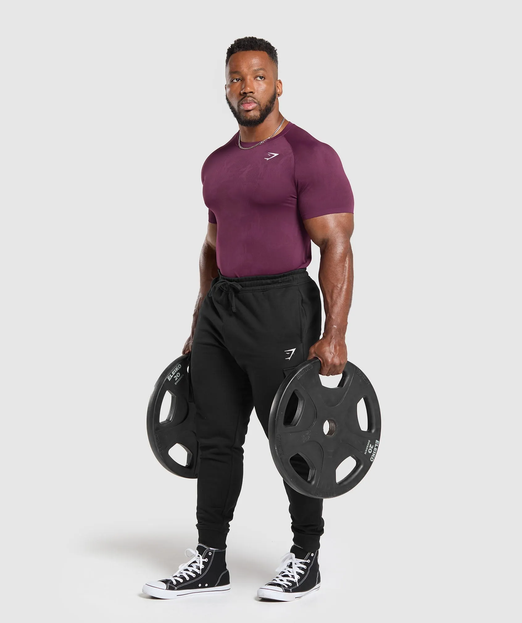 Gymshark Geo Seamless T-Shirt - Magenta Purple/Depth Purple sold by Gymshark product image thumbnail 4