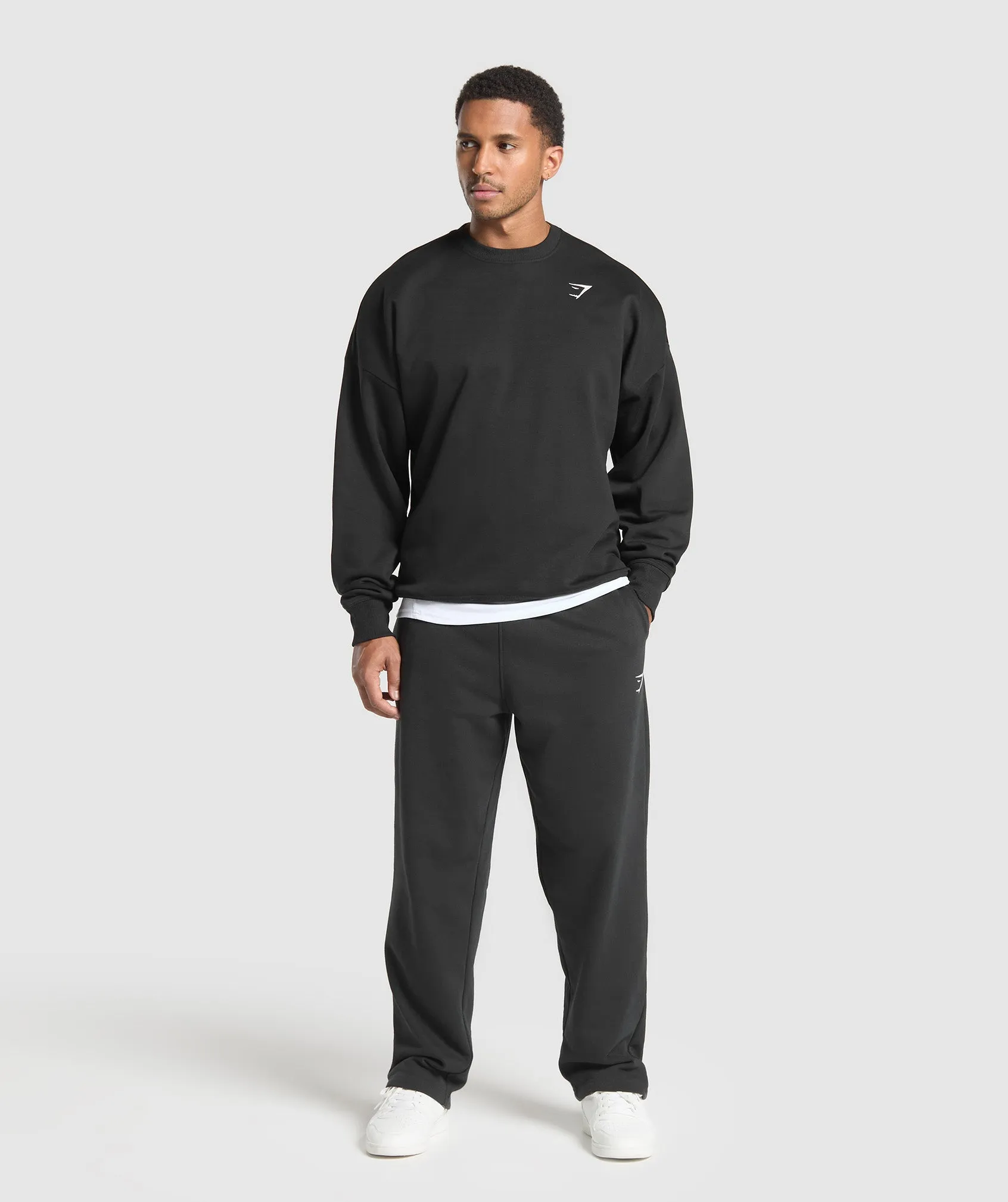 Gymshark Oversized Crest Crew - Black sold by Gymshark product image thumbnail 3