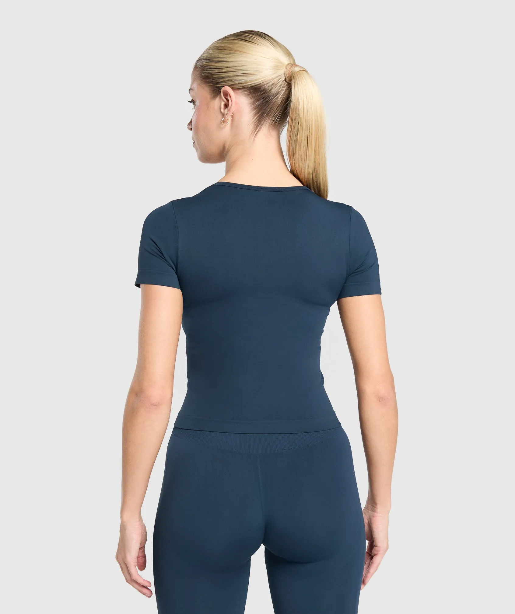 Gymshark Everyday Seamless Tight Fit Crew Neck Tee - Navy sold by Gymshark product image thumbnail 2