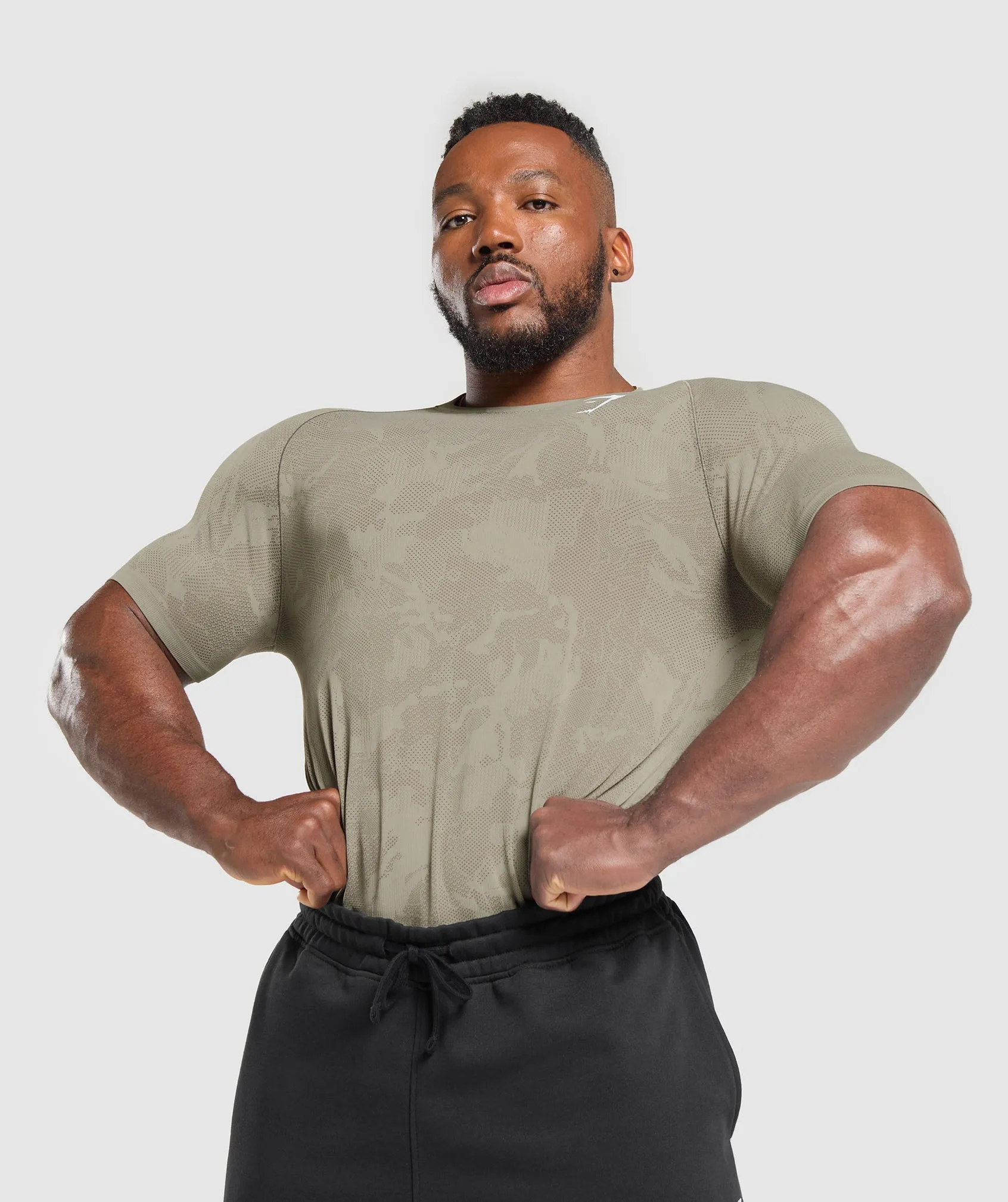 Gymshark Geo Seamless T-Shirt - Linen Brown/Camo Brown sold by Gymshark product image thumbnail 5
